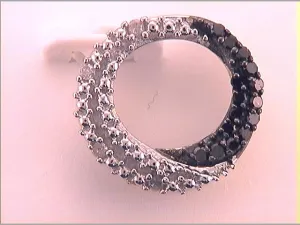 10kt Yellow Gold Womens Color Enhanced Black Diamond Circle Fashion Pendant 1/6 Cttw