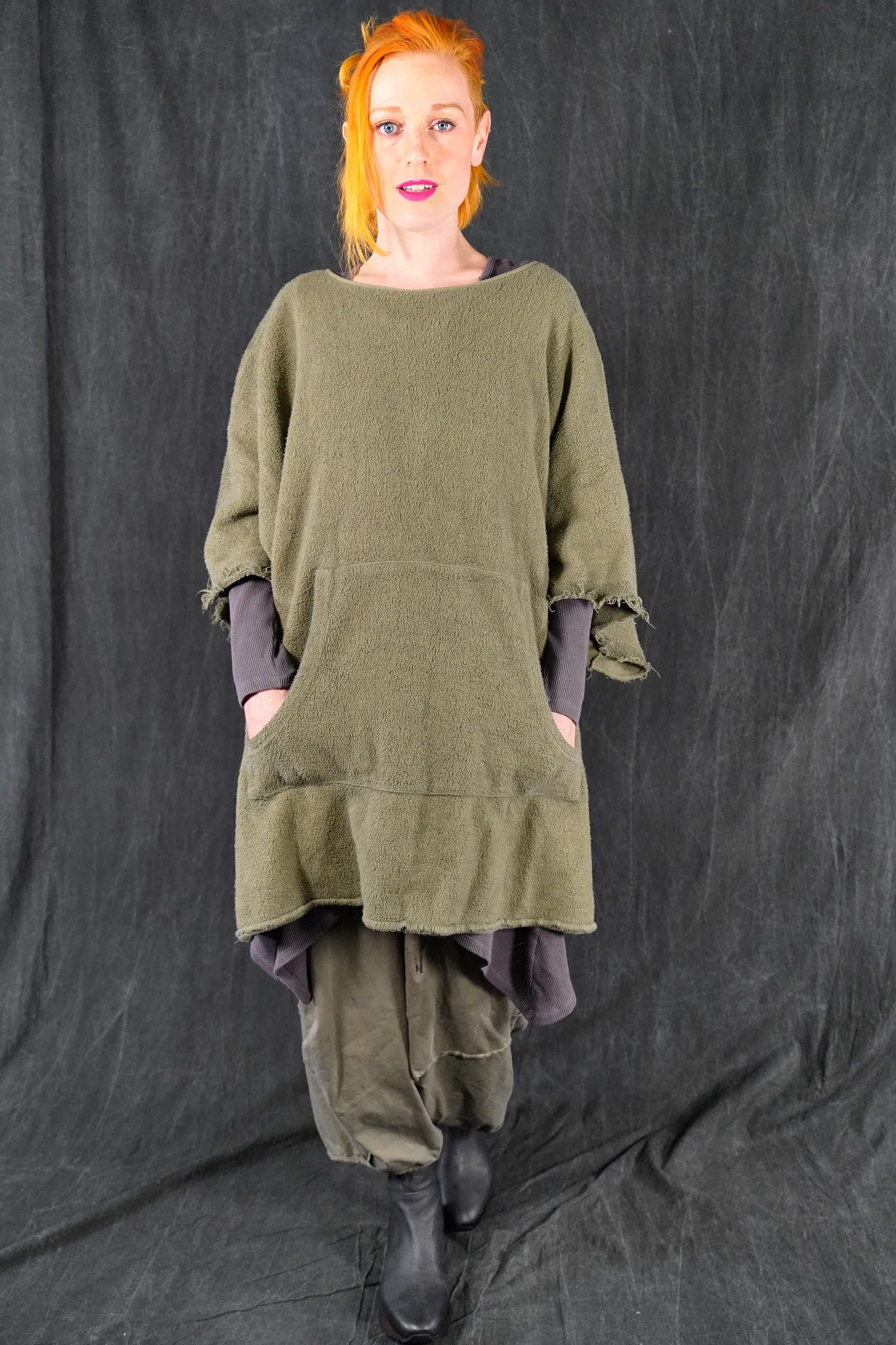 1589 Sherpa Poncho Sage-U