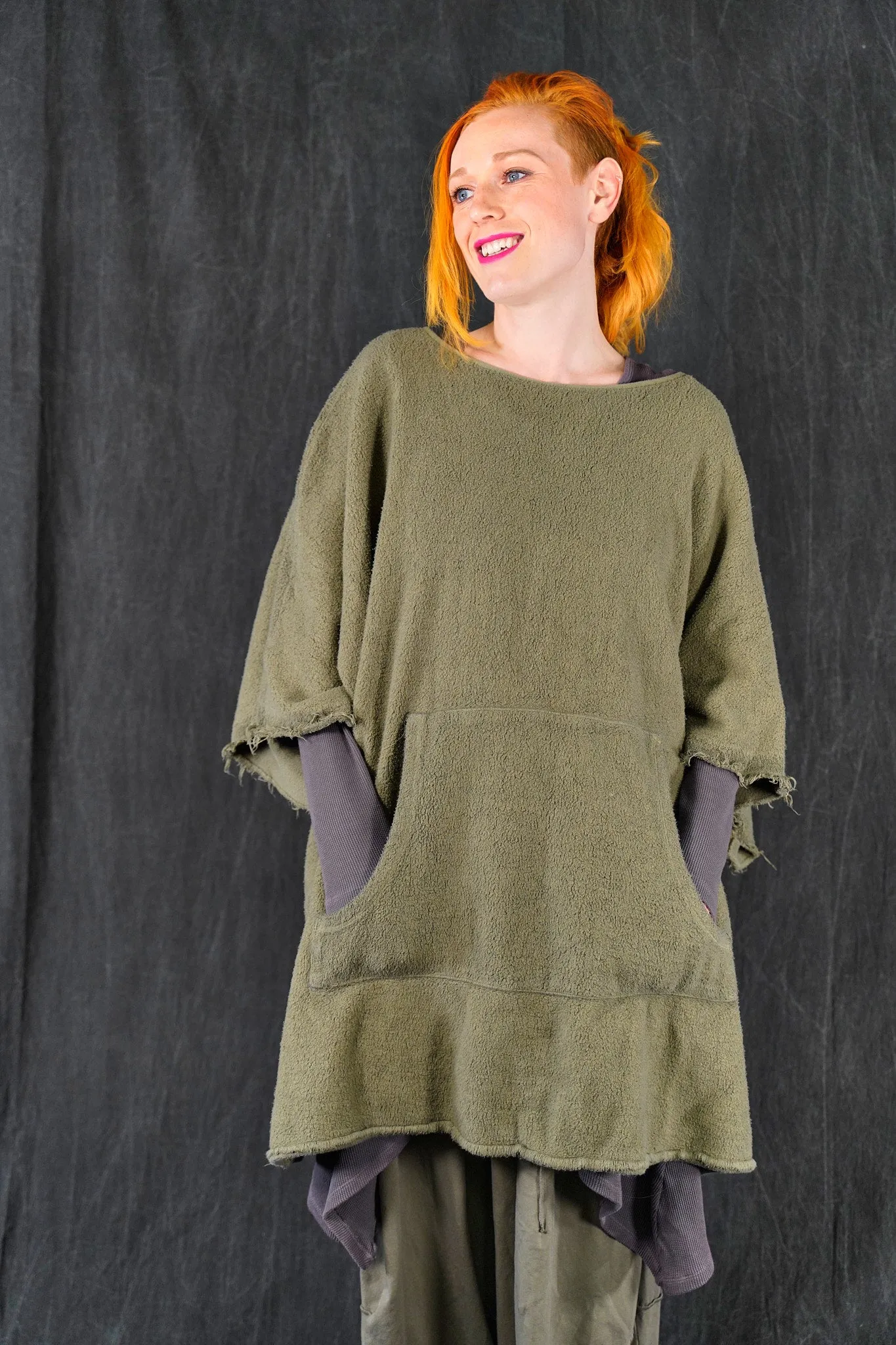 1589 Sherpa Poncho Sage-U
