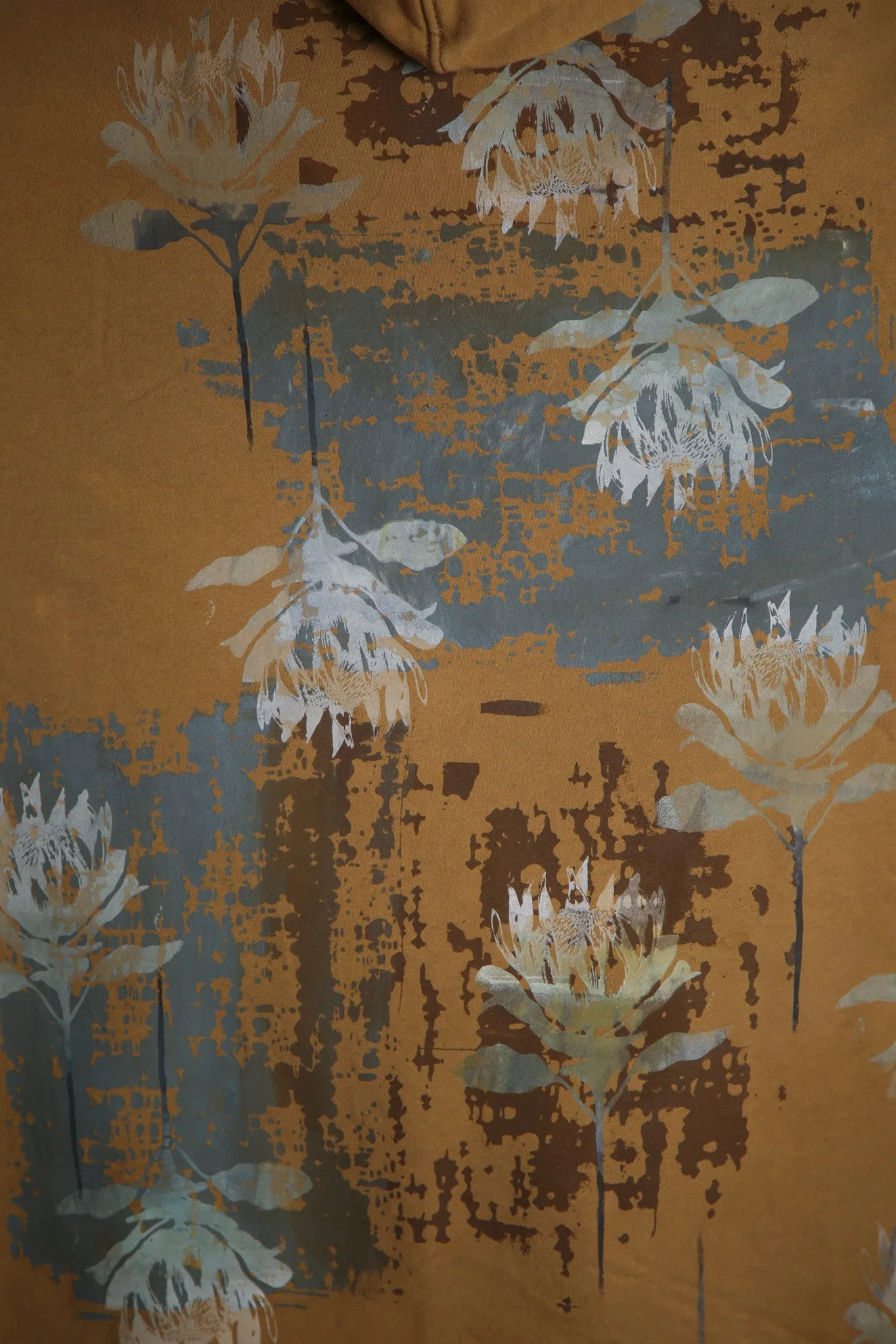 5262 Oversized Square Organic Cotton Sweatshirt Gold Waterlilies/Fans