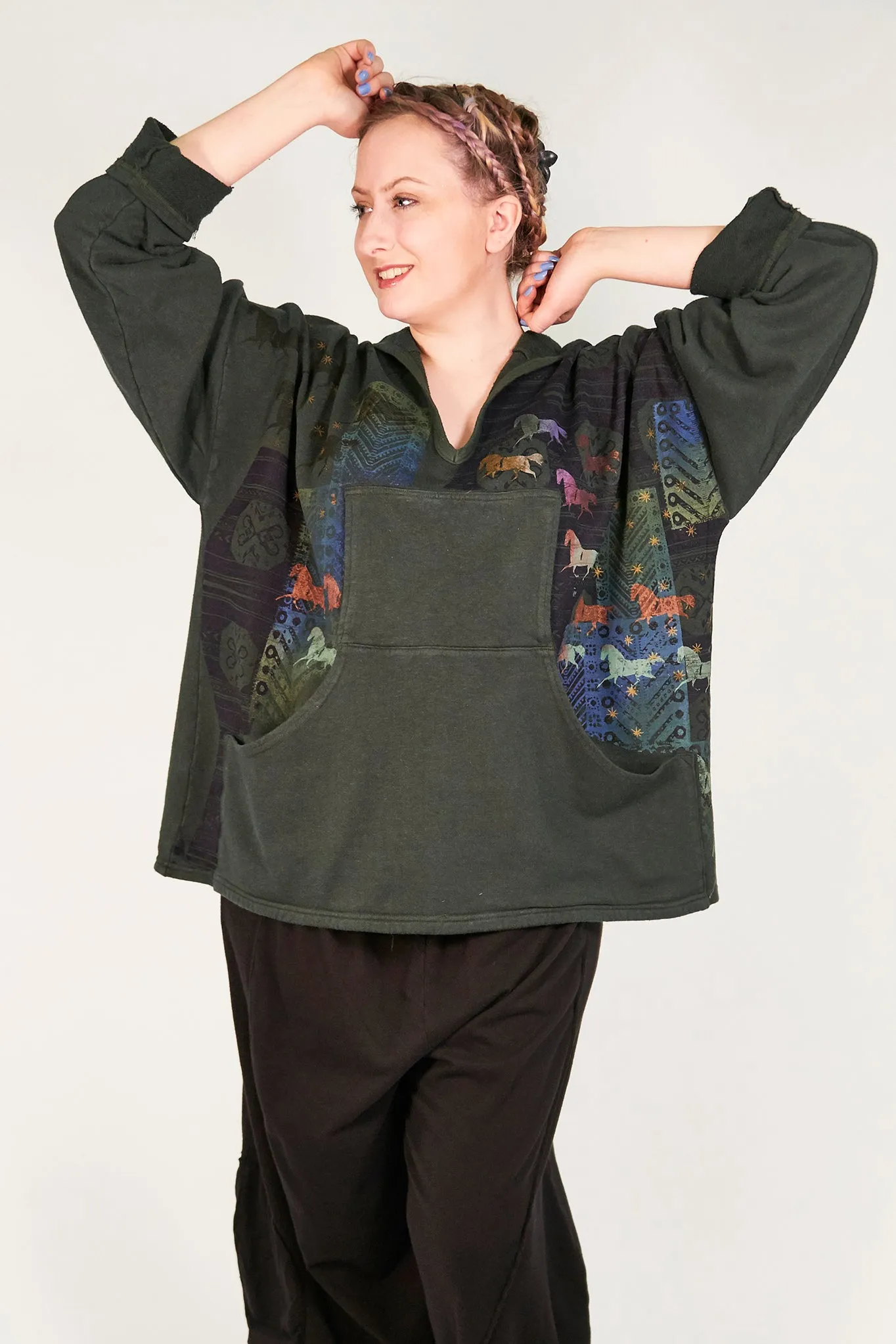 8888 Hip to Be Square Hoodie-Night Forest-P