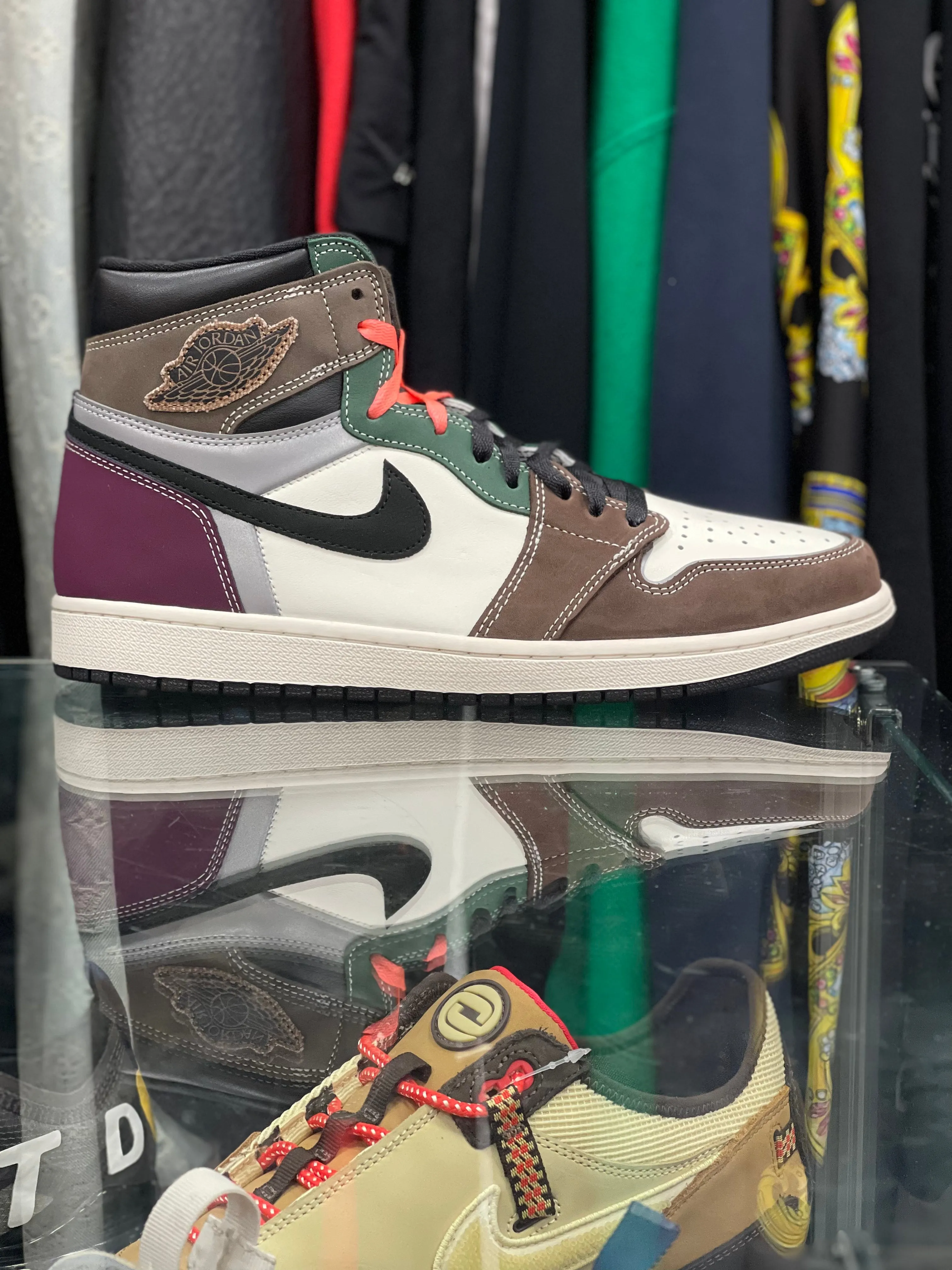 Air Jordan 1 Retro “Hand Crafted”