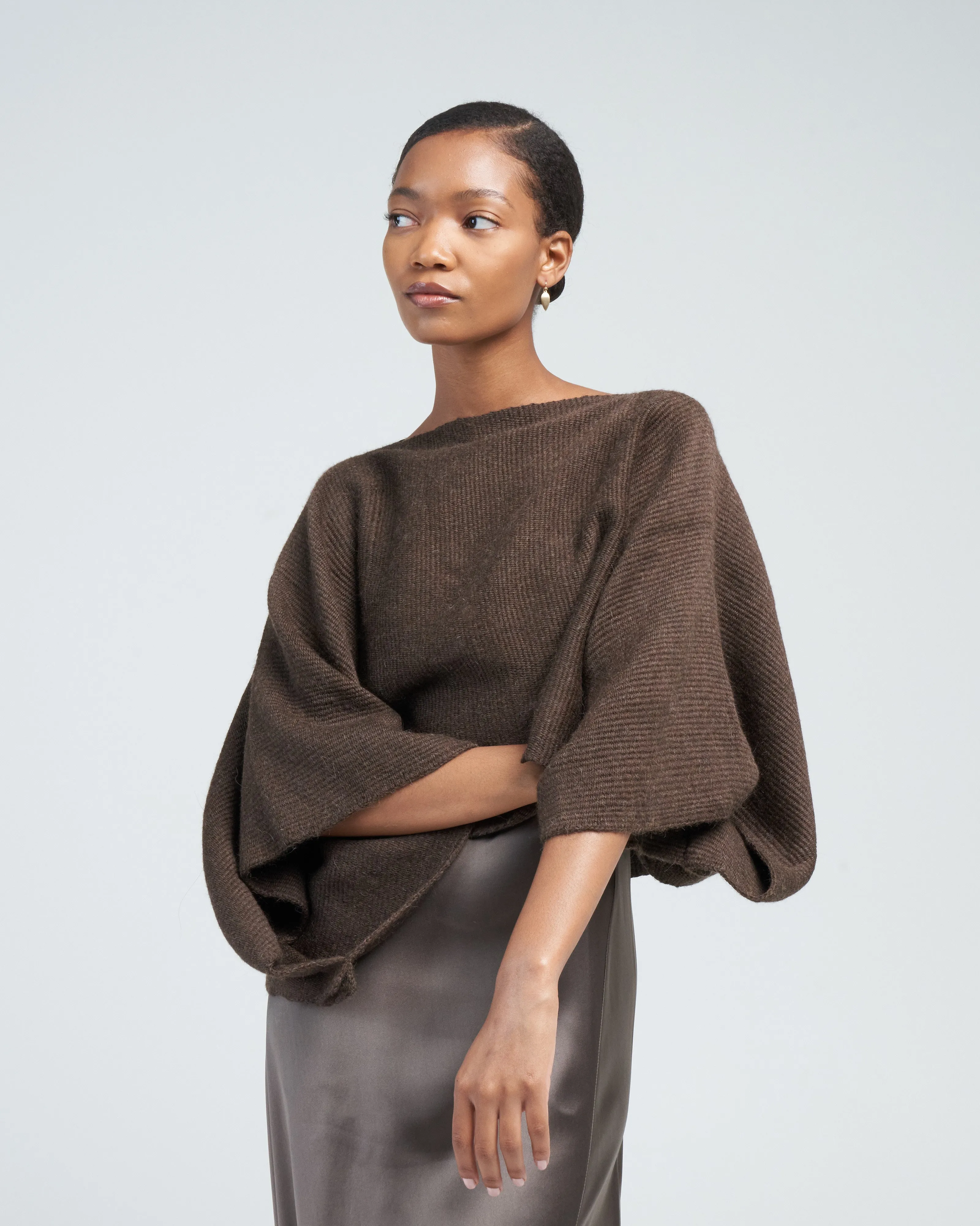 alpaca crop top - chocolate