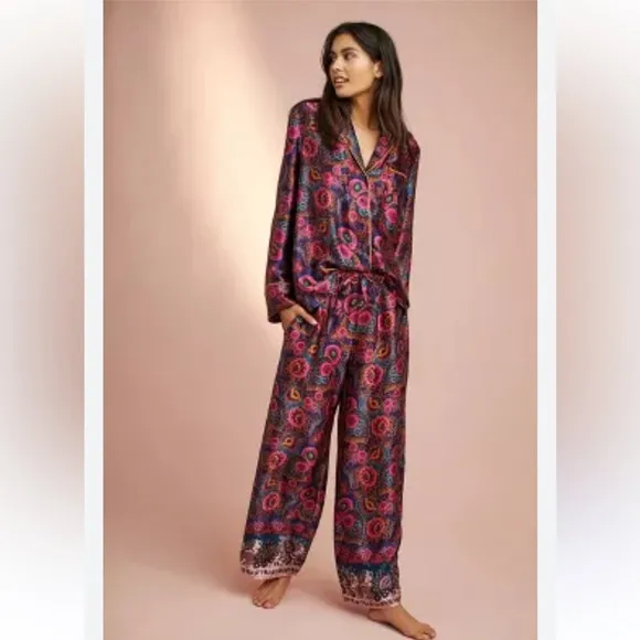 Anthropologie Floreat Multicolor Printed Long Sleeve silk Pajama set XS petite