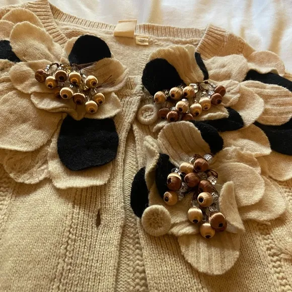 Anthropologie Yellow bird dimensional petals cardigan. Size S