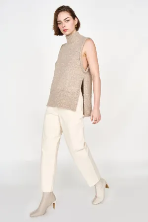 Aspen Open Side Vest in Camel