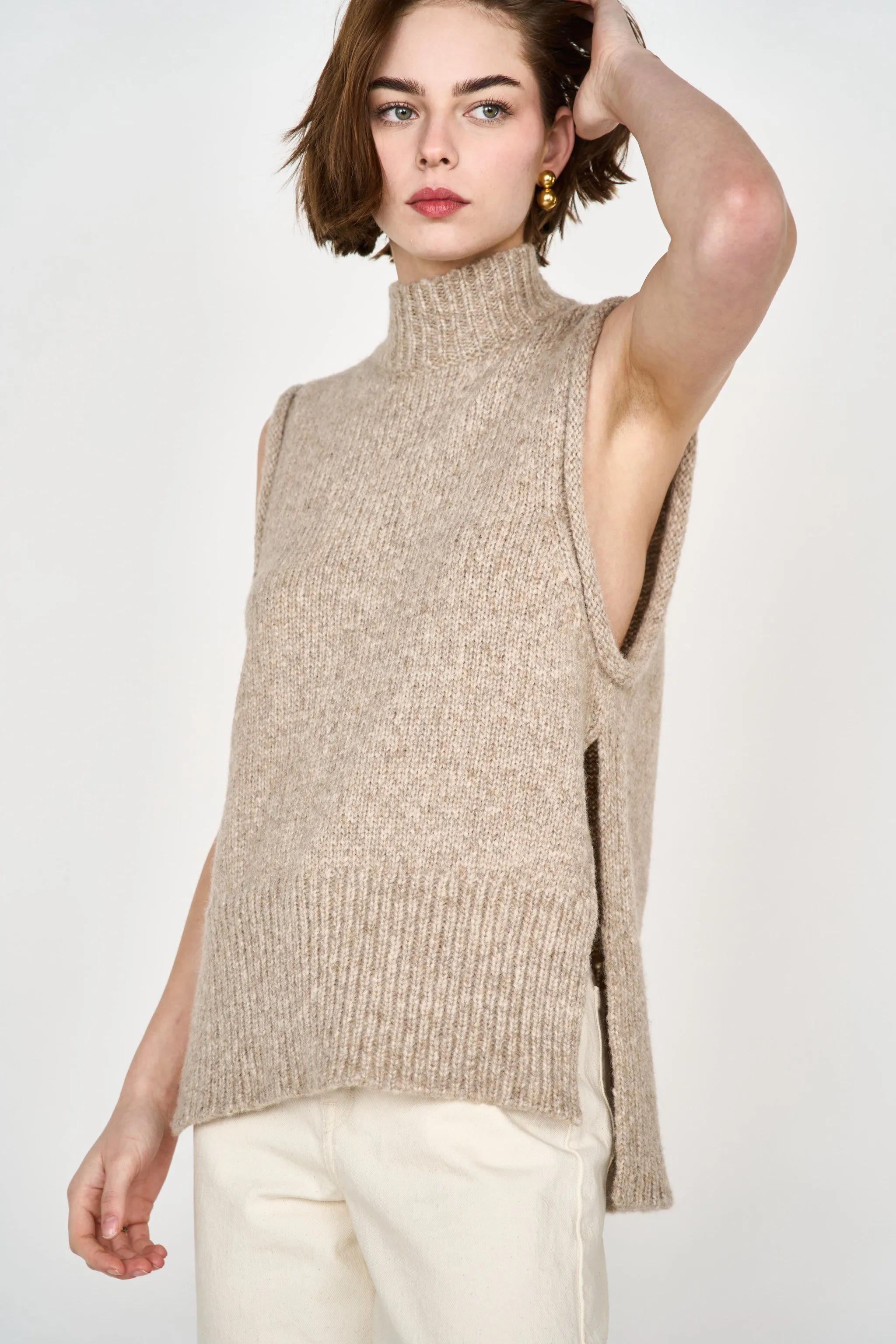 Aspen Open Side Vest in Camel