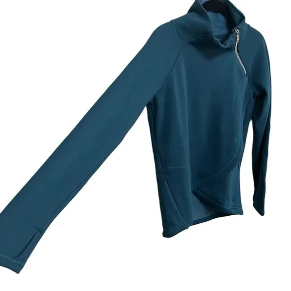 Athleta Cozy Karma Asym Pullover