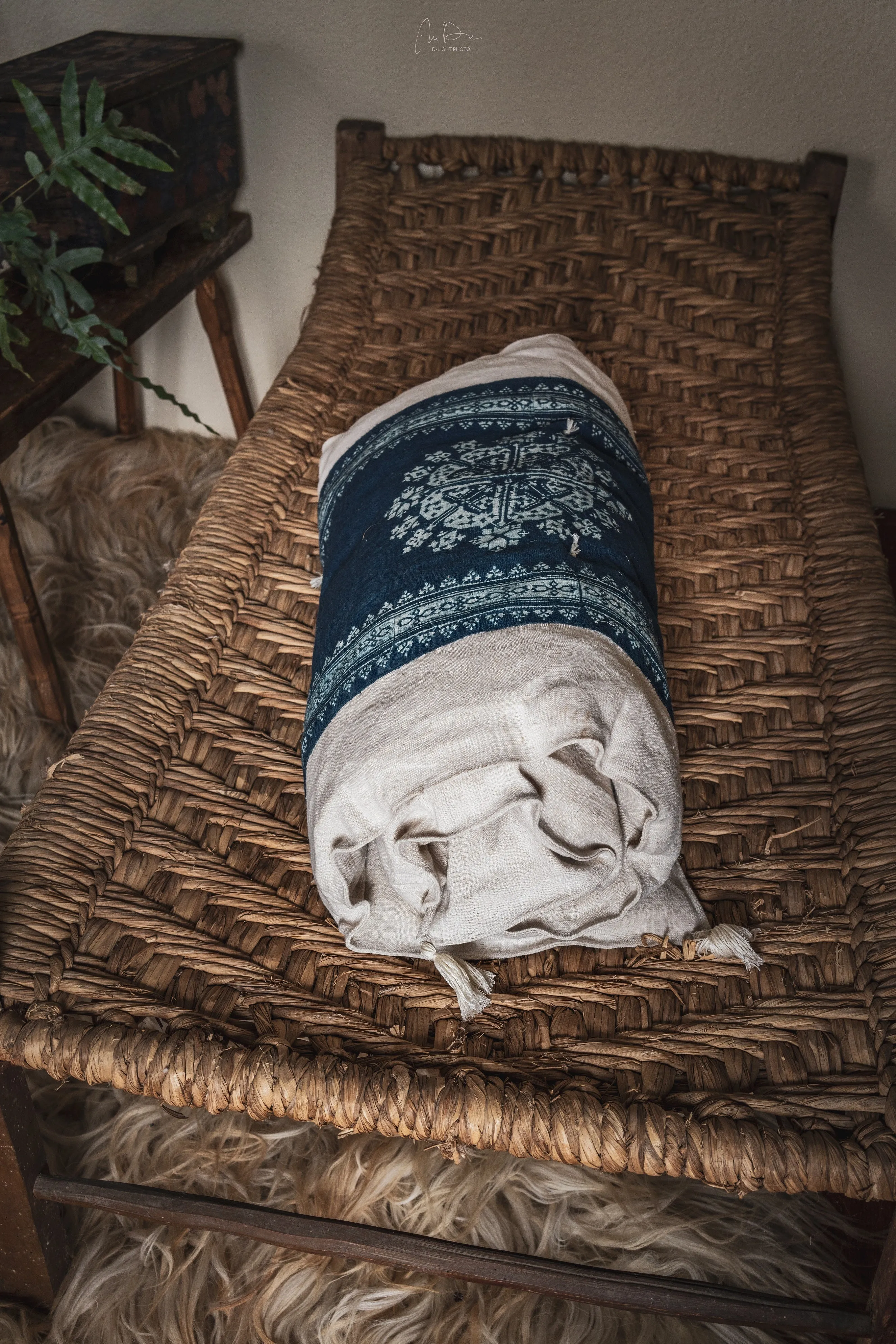 Bedroll - Antique handwoven hemp, indigo dye pattern - BR02