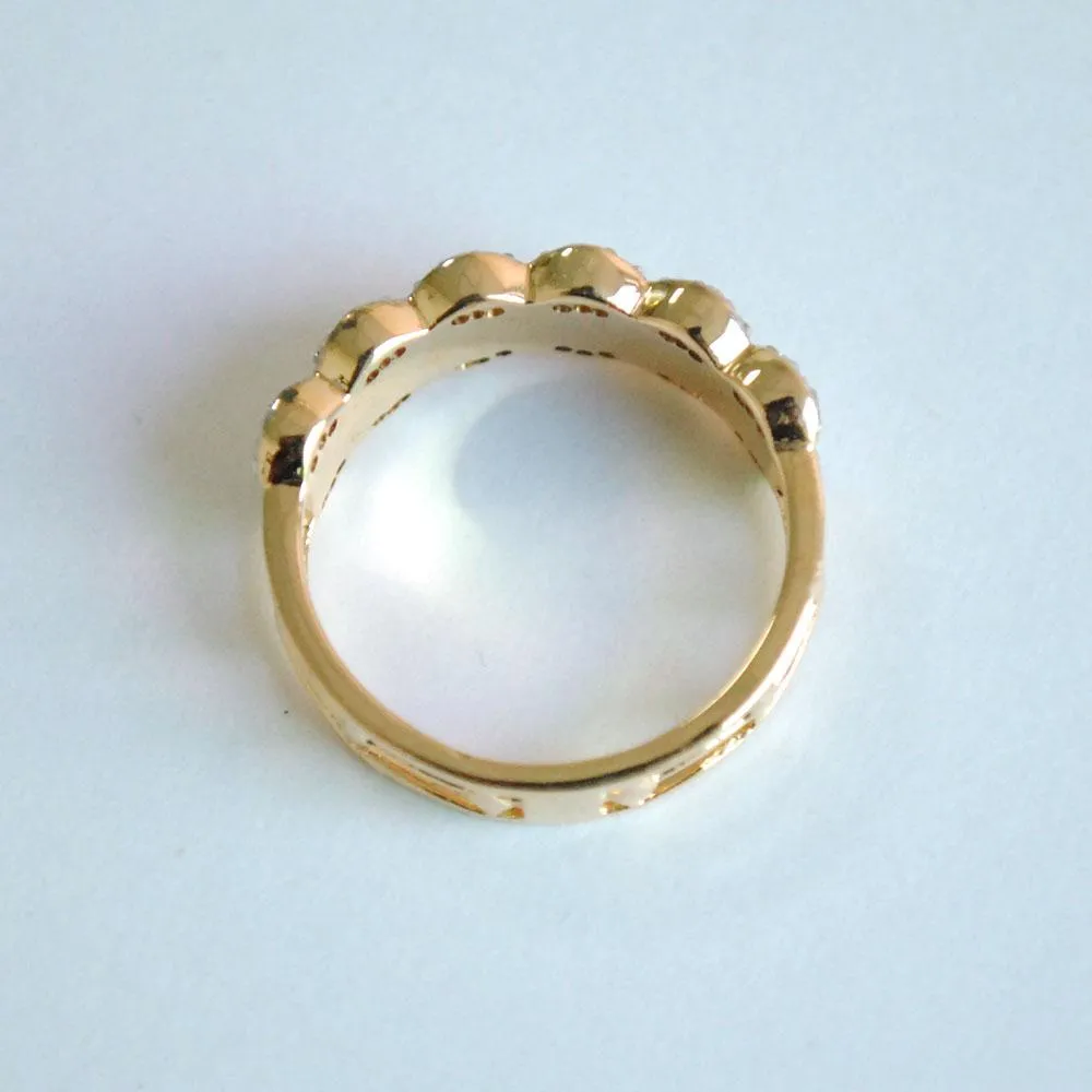 Broad Scalloped White Enamel and Diamond Band in 14K Solid Gold US6