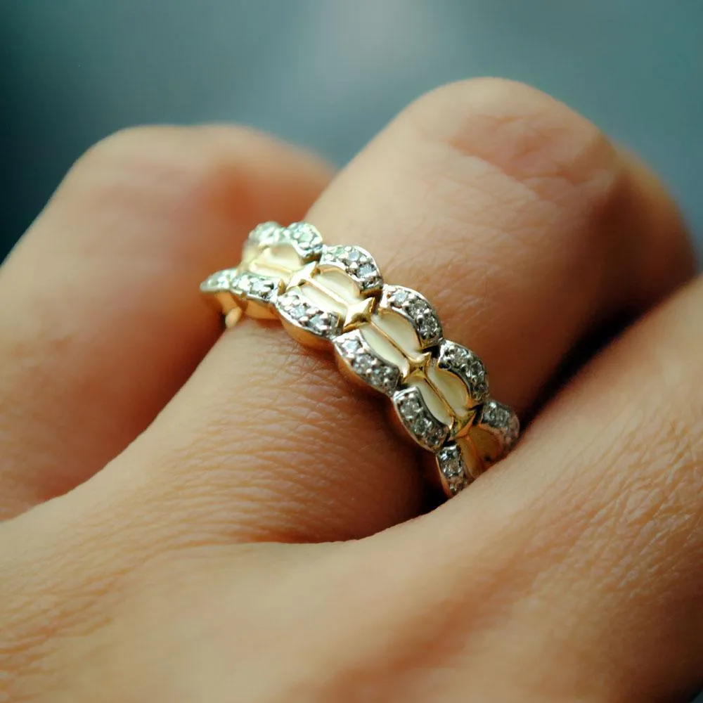 Broad Scalloped White Enamel and Diamond Band in 14K Solid Gold US6