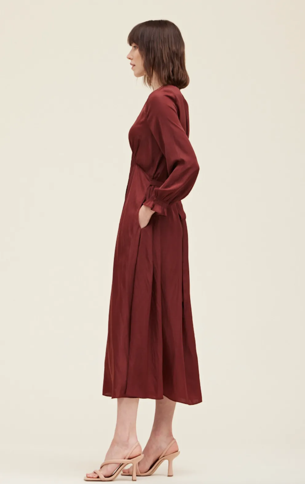 Center Smock Satin Dress