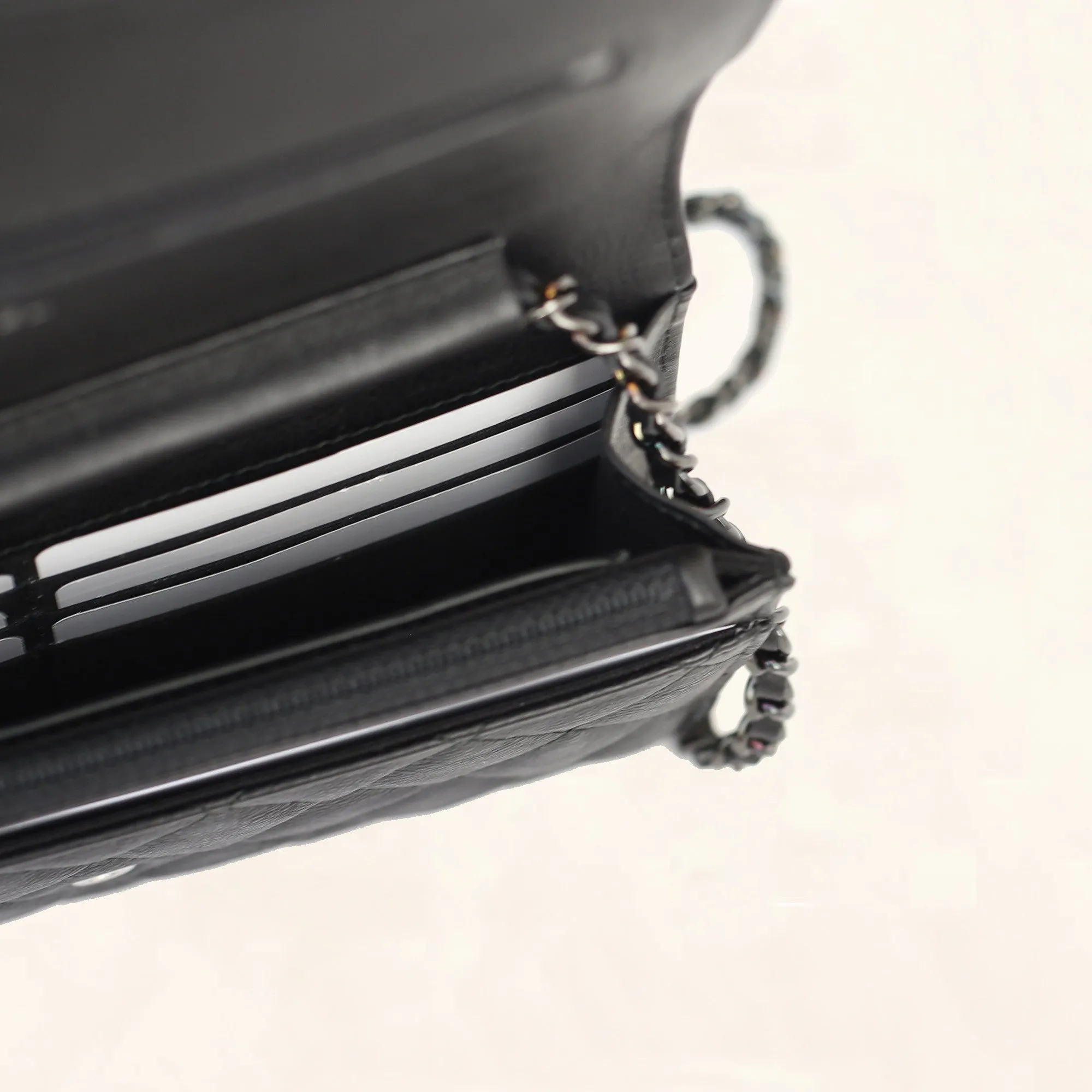 Chanel | Classic So Black Wallet on Chain | WOC