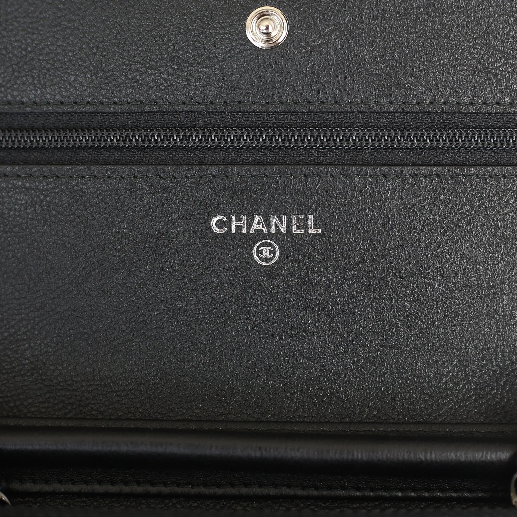 Chanel | Classic So Black Wallet on Chain | WOC
