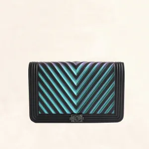 Chanel | Iridescent Lambskin Boy Wallet on Chain | WOC