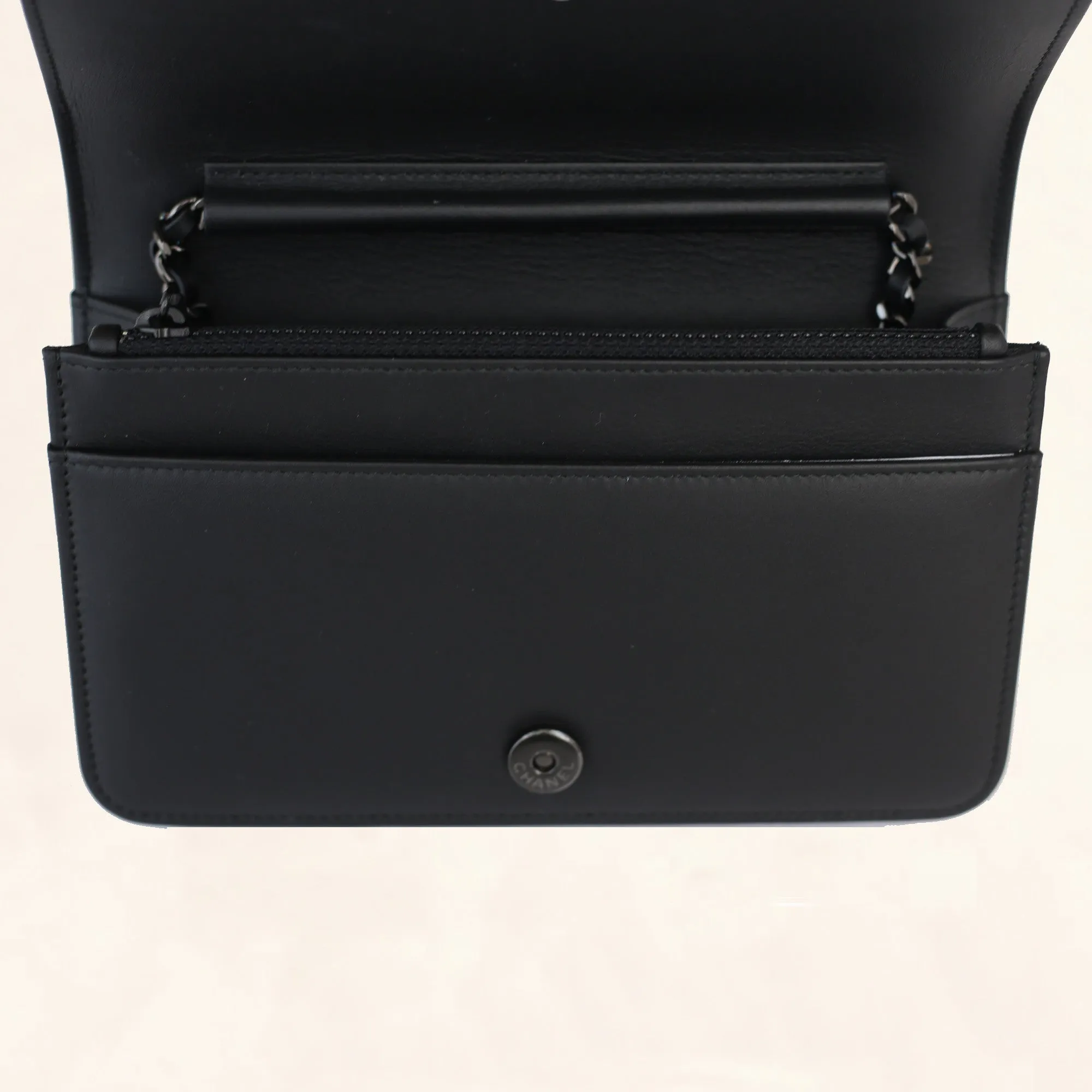 Chanel | Iridescent Lambskin Boy Wallet on Chain | WOC
