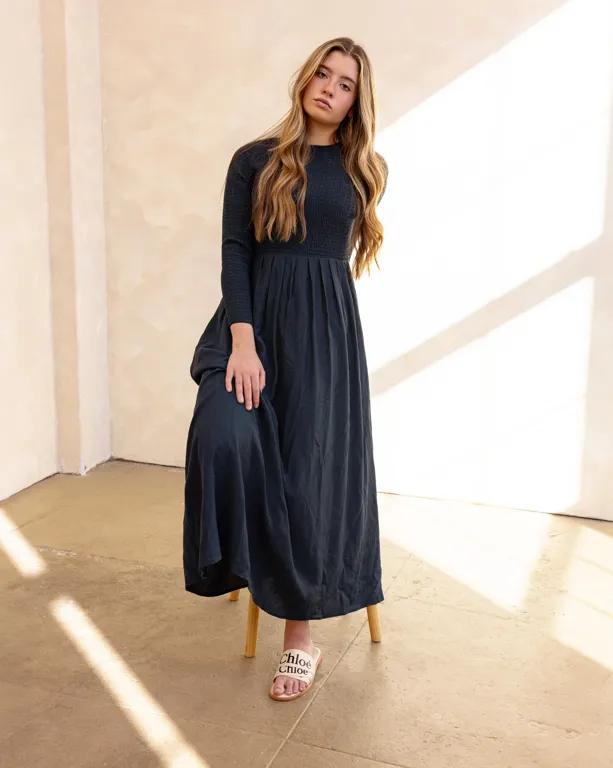 Coco Blanc Navy Maxi Robe
