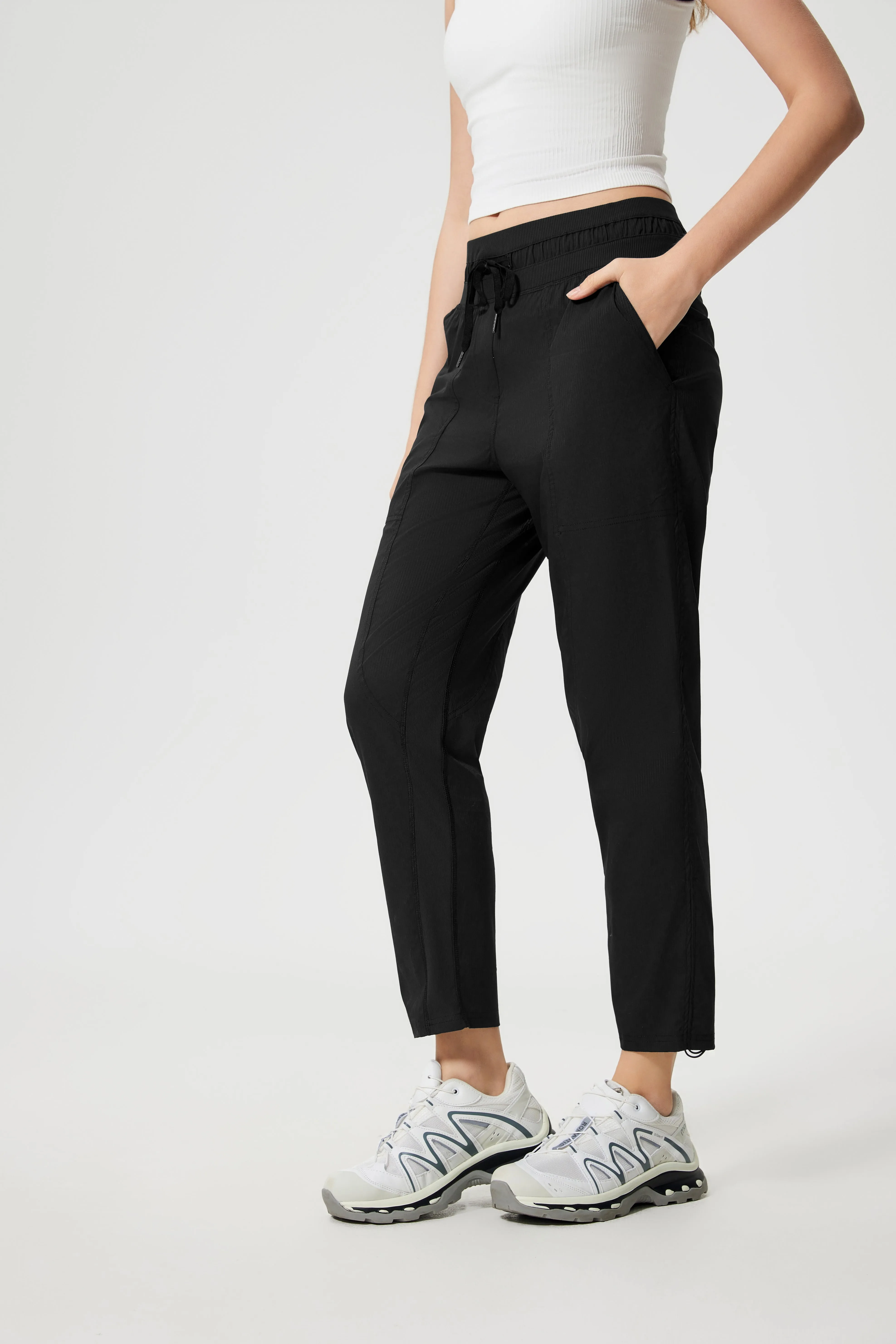 Cooling & Stretchable Travel Jetset Pants With Adjustable Hems