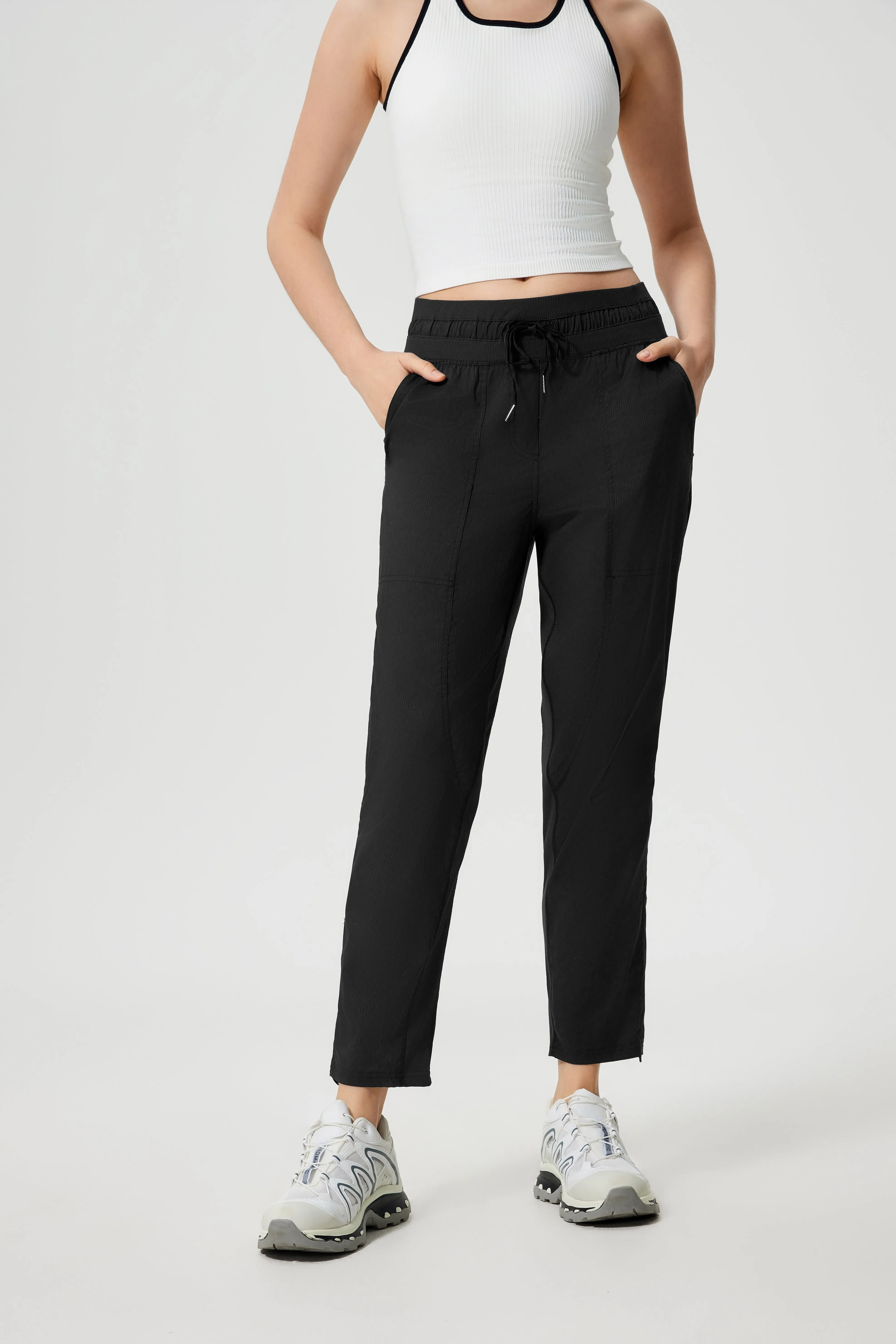 Cooling & Stretchable Travel Jetset Pants With Adjustable Hems