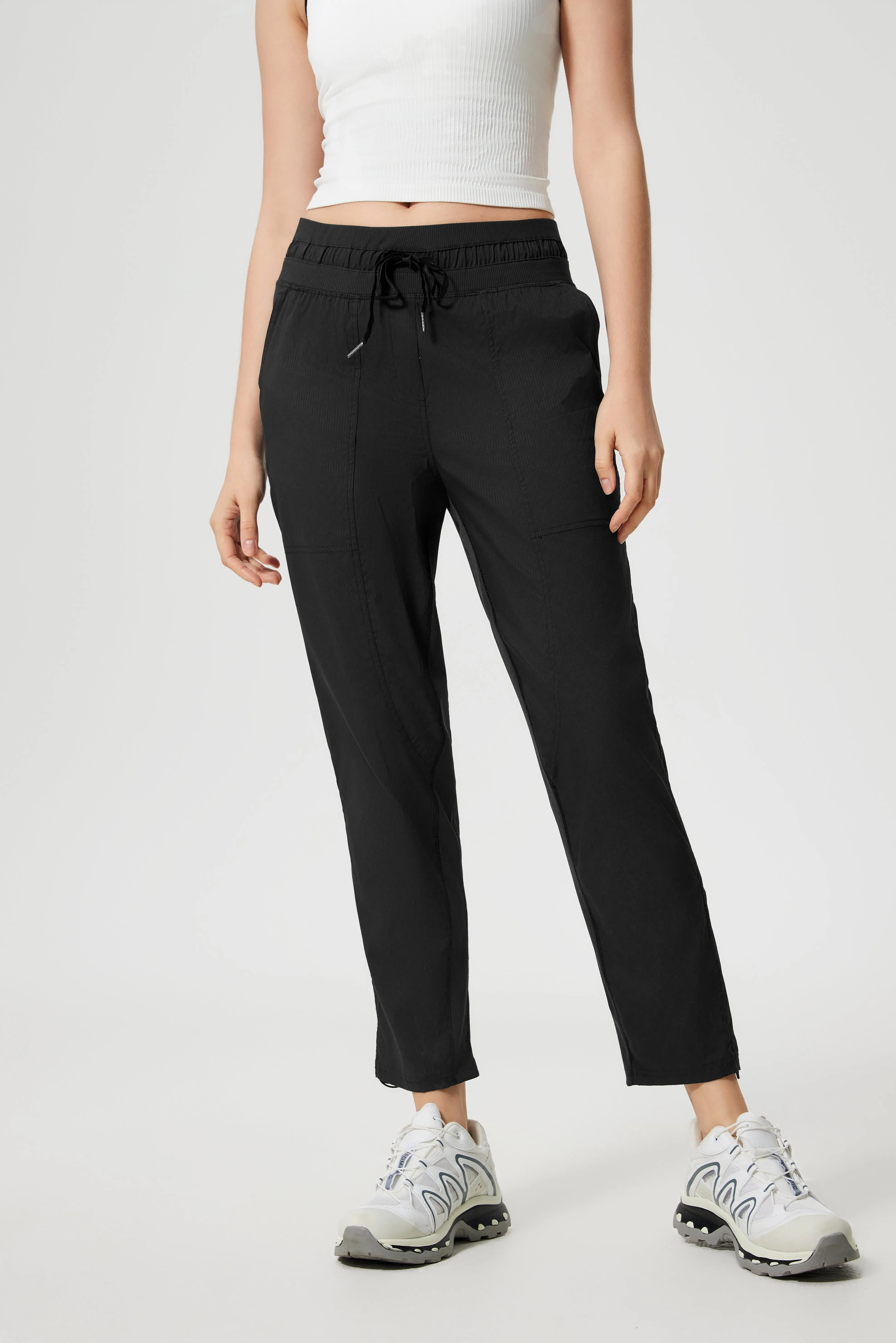Cooling & Stretchable Travel Jetset Pants With Adjustable Hems