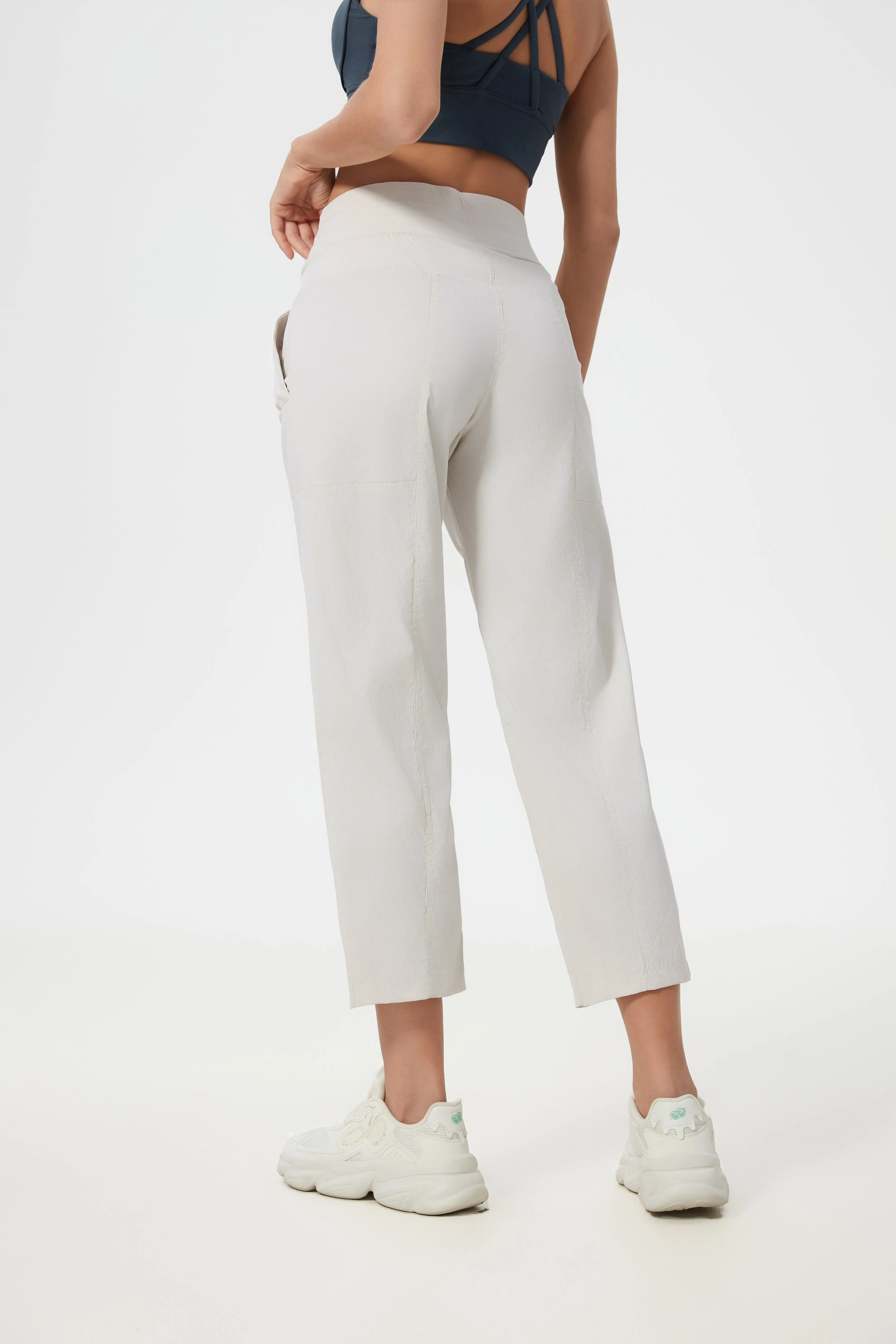 Cooling & Stretchable Travel Jetset Pants With Adjustable Hems