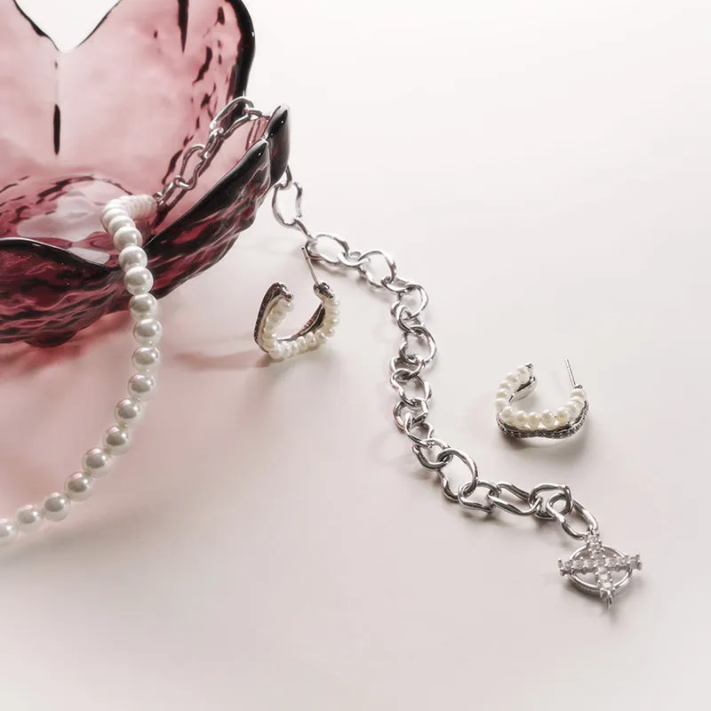 Crafted Shell Pearl Chain Necklace