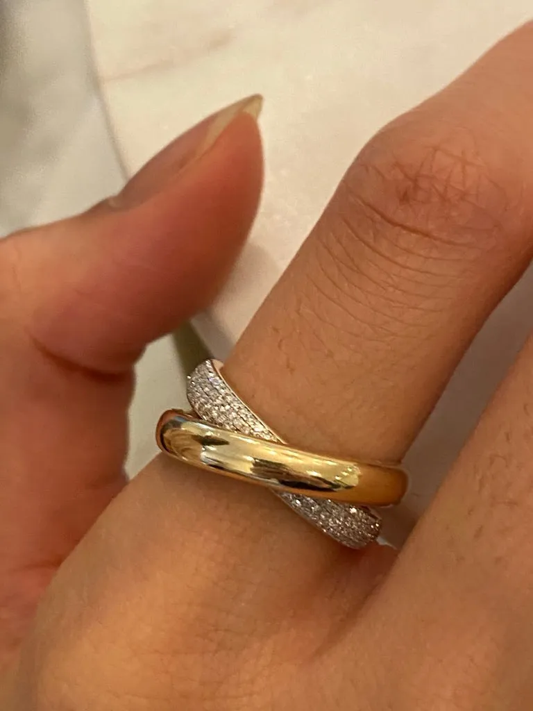 DOUBLE CRISSCROSS GOLD AND DIAMOND RING