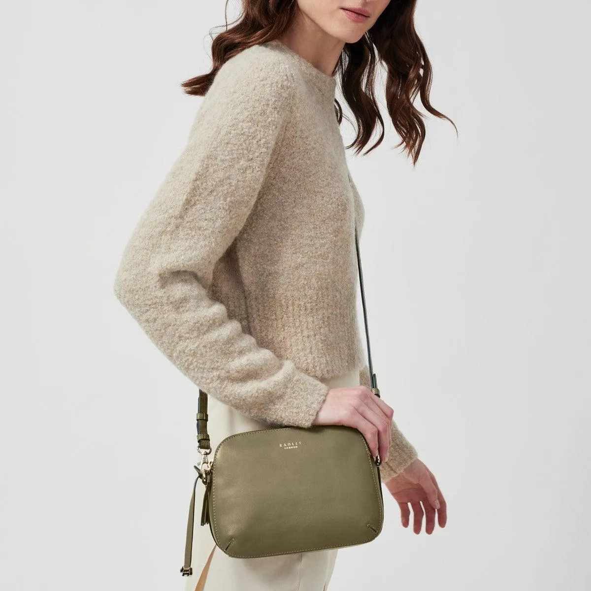 DUKES PLACE - Medium Zip-Top Cross Body Bag