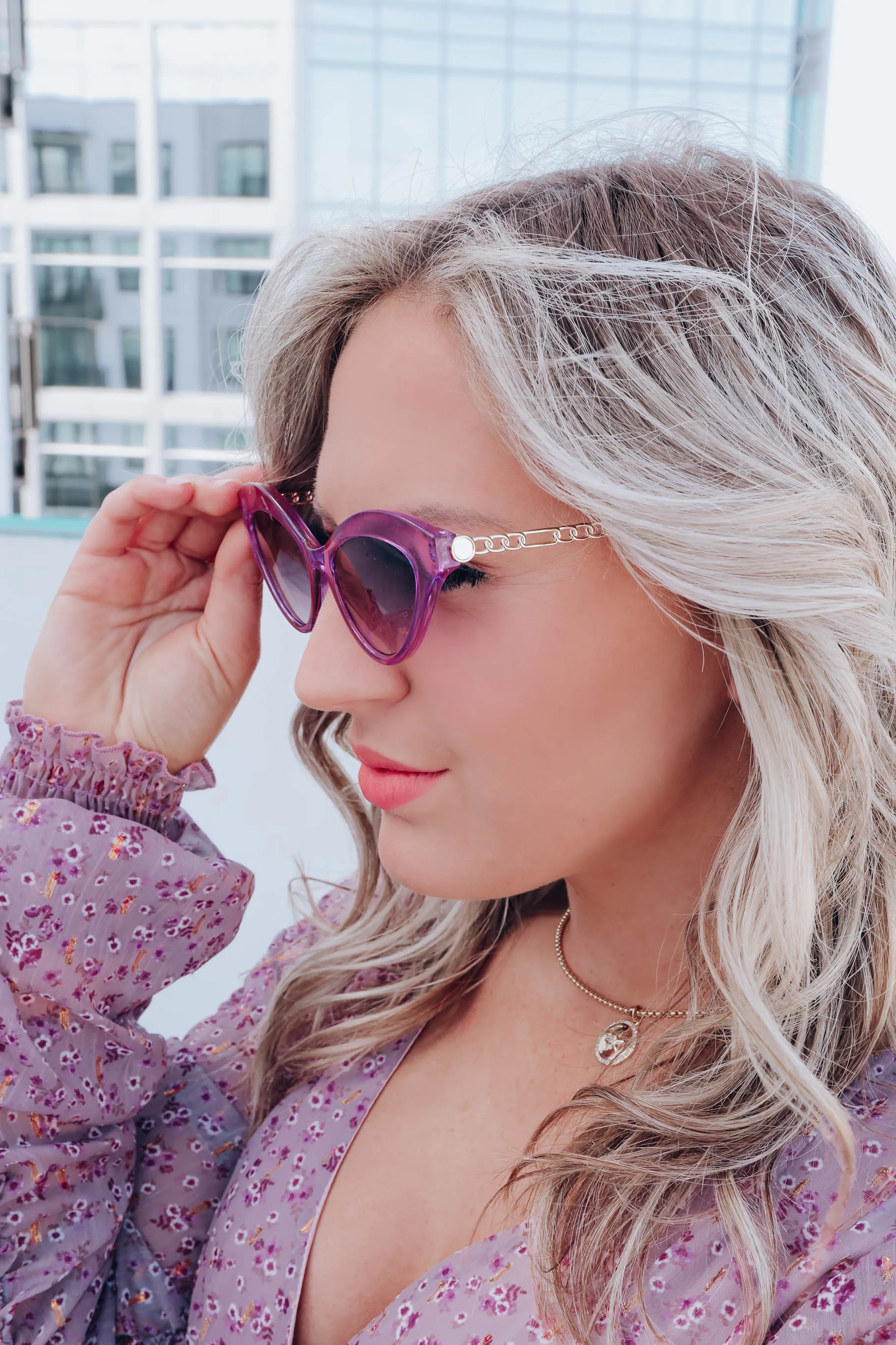 Edgy Vintage Cat Eye Sunglasses - Lavender