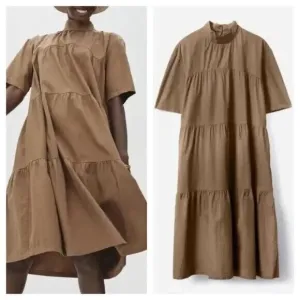 Everlane The Tiered Midi Dress Cotton‎ Mock Neck Short Sleeve Tan Women Runs Big