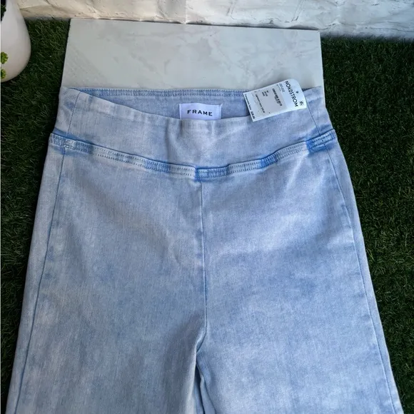 FRAME The Jetset Flare in Casper Clean Denim Size 1 (25 26 27 28 29 ) like new