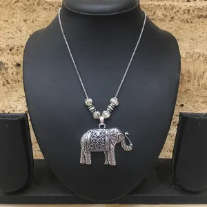 Hand crafted Silver Elephant & Calf Pendant Necklace