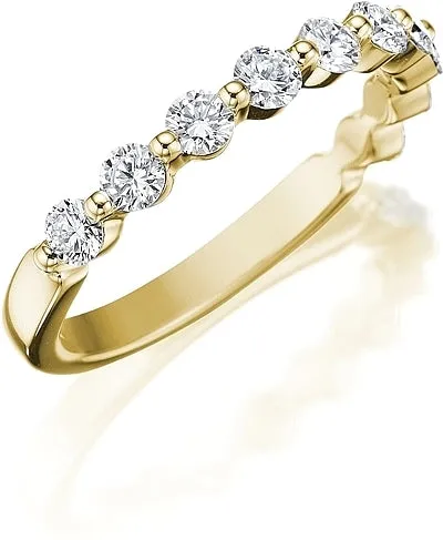 Henri Daussi Large Single Prong Diamond Band