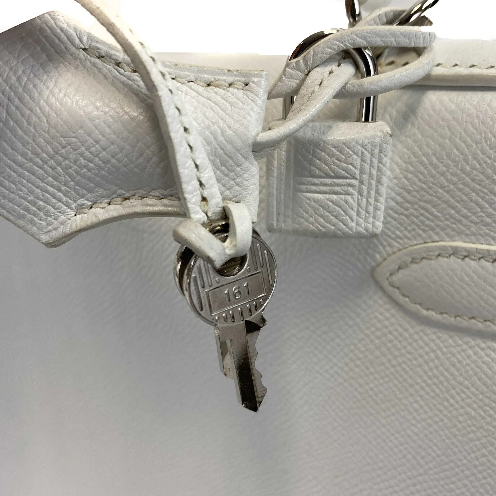 Hermes -2014 Kelly 32 in Epsom Leather - White - Top Handle Handbag