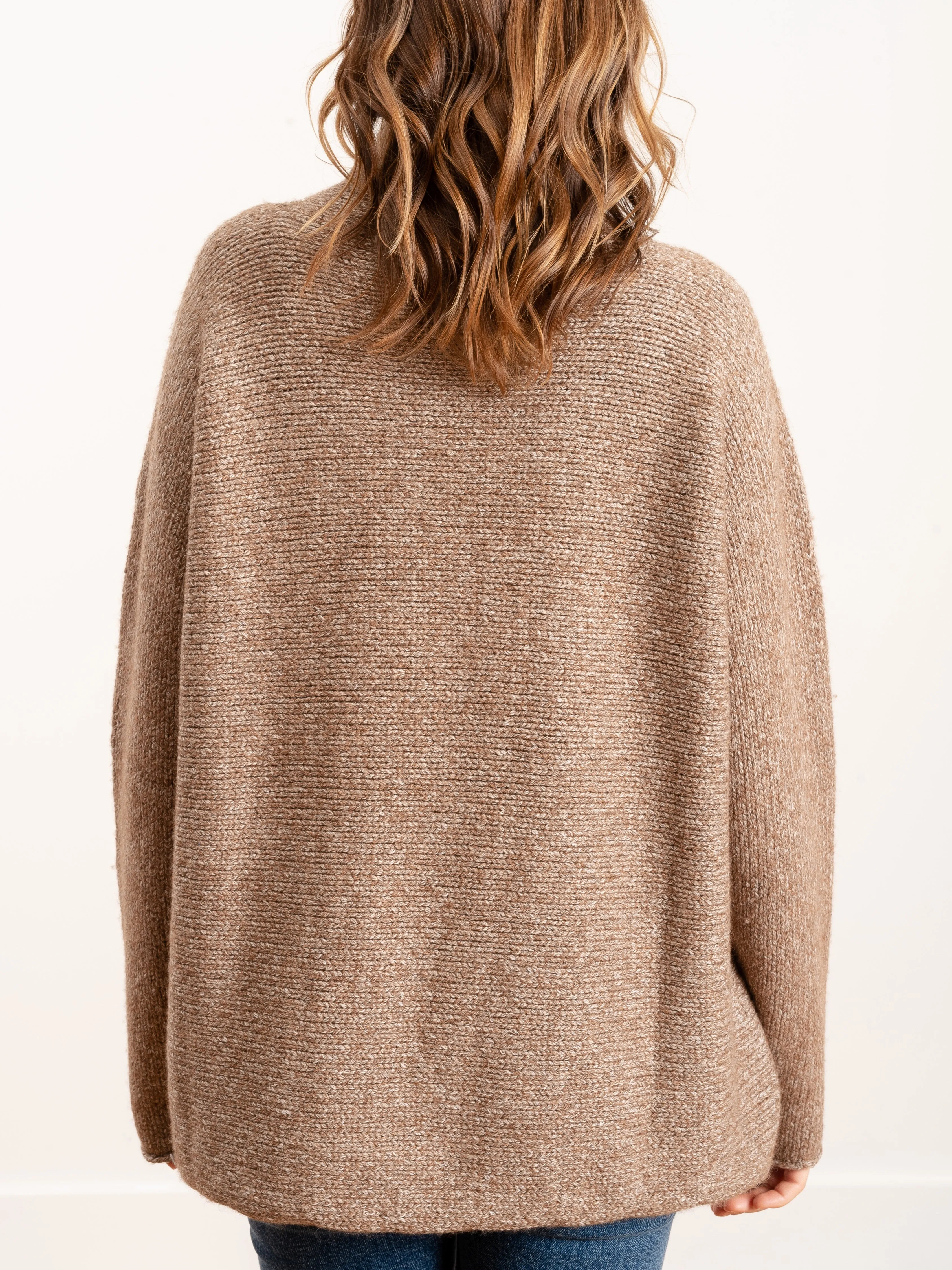 horizontal turtleneck