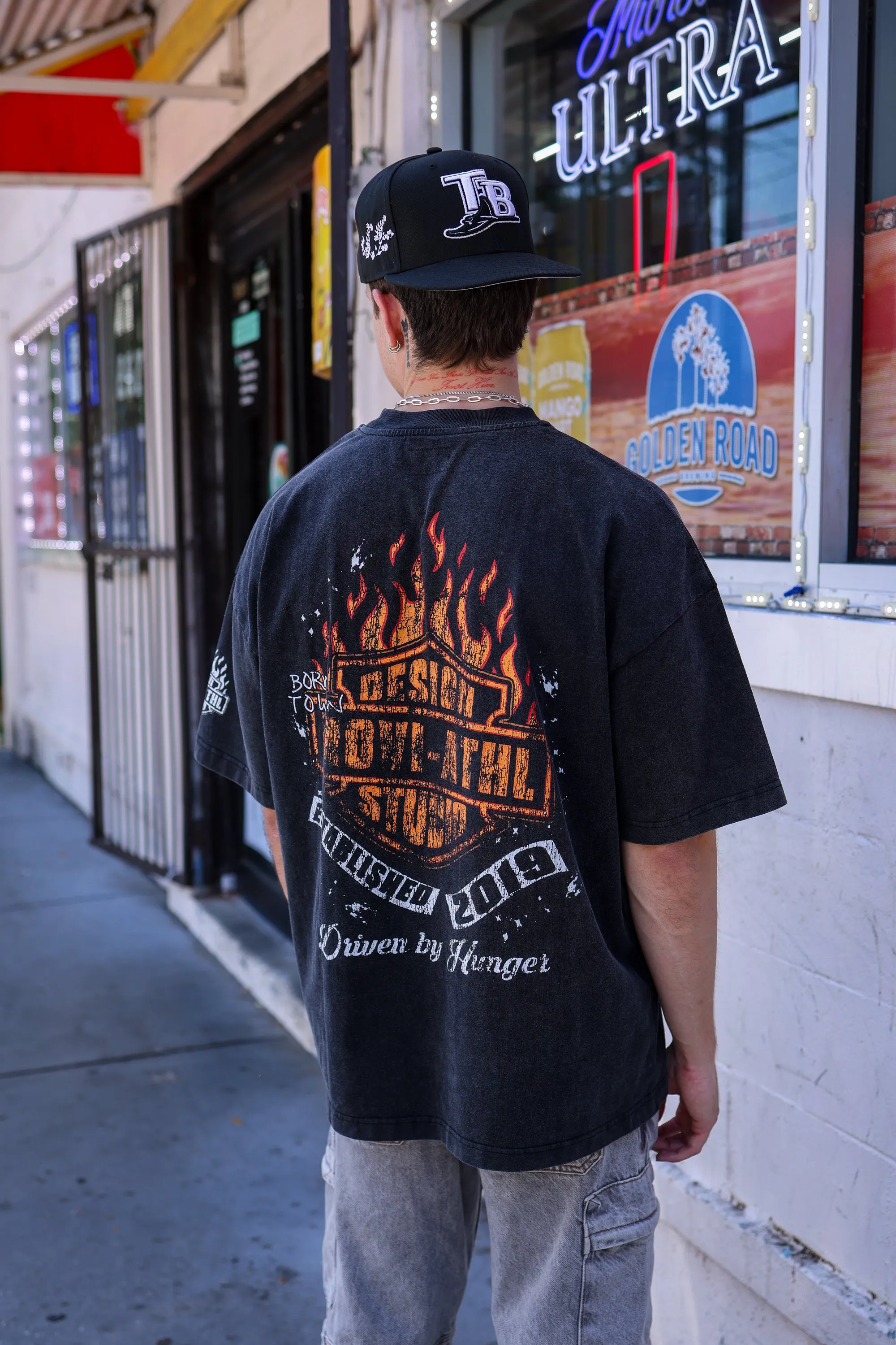 INSTINCT T-SHIRT - VINTAGE BLACK
