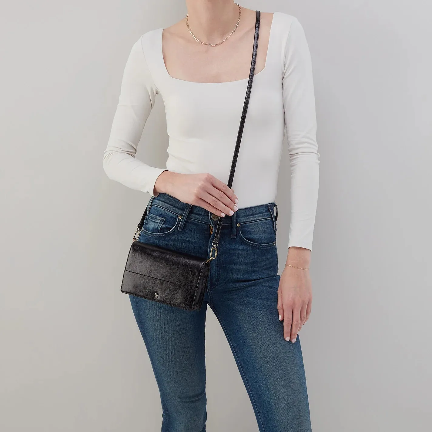 Jill Crossbody