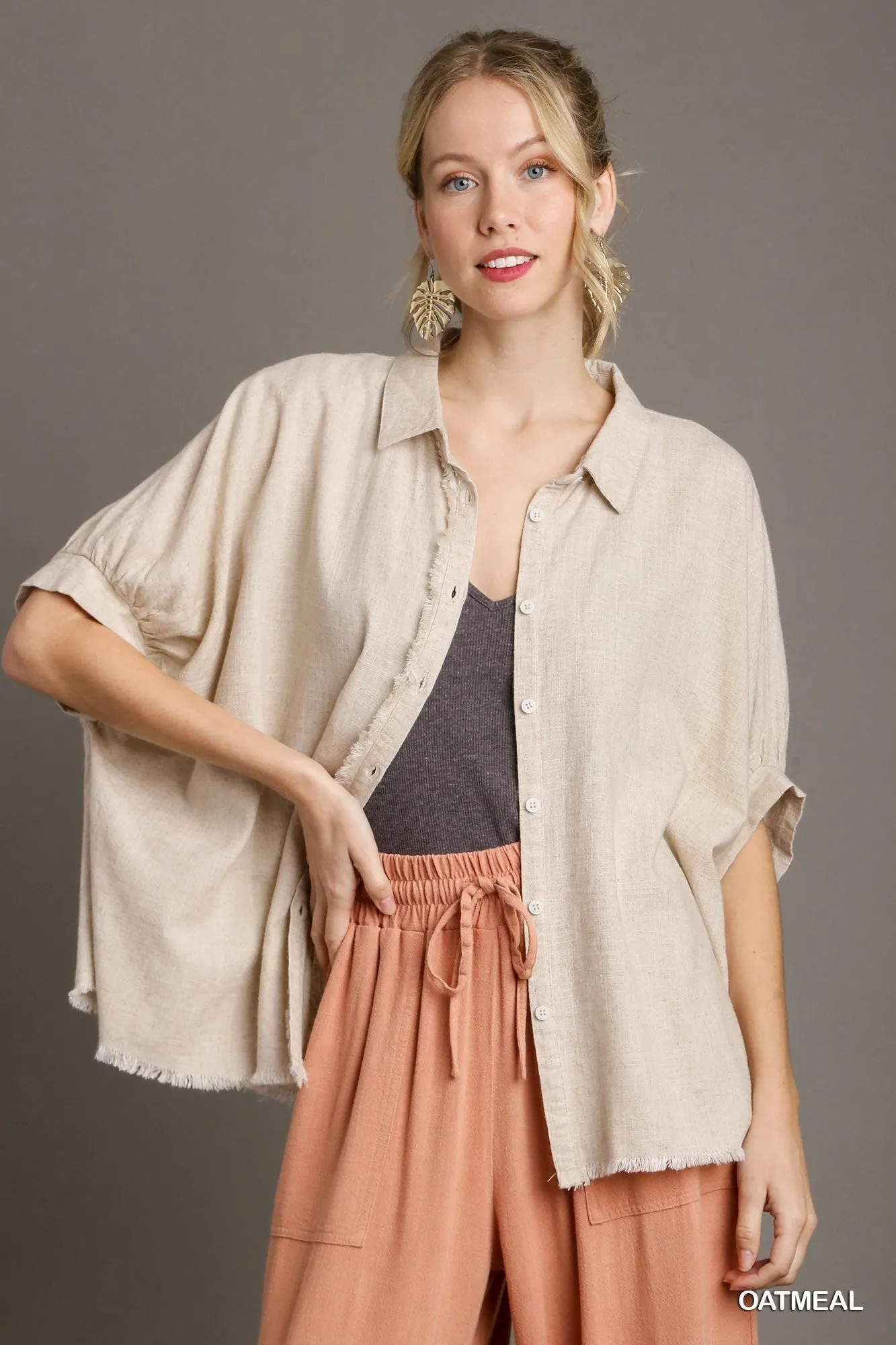 Kelly Linen Boxy Cut Button Down Collared Top In Oatmeal