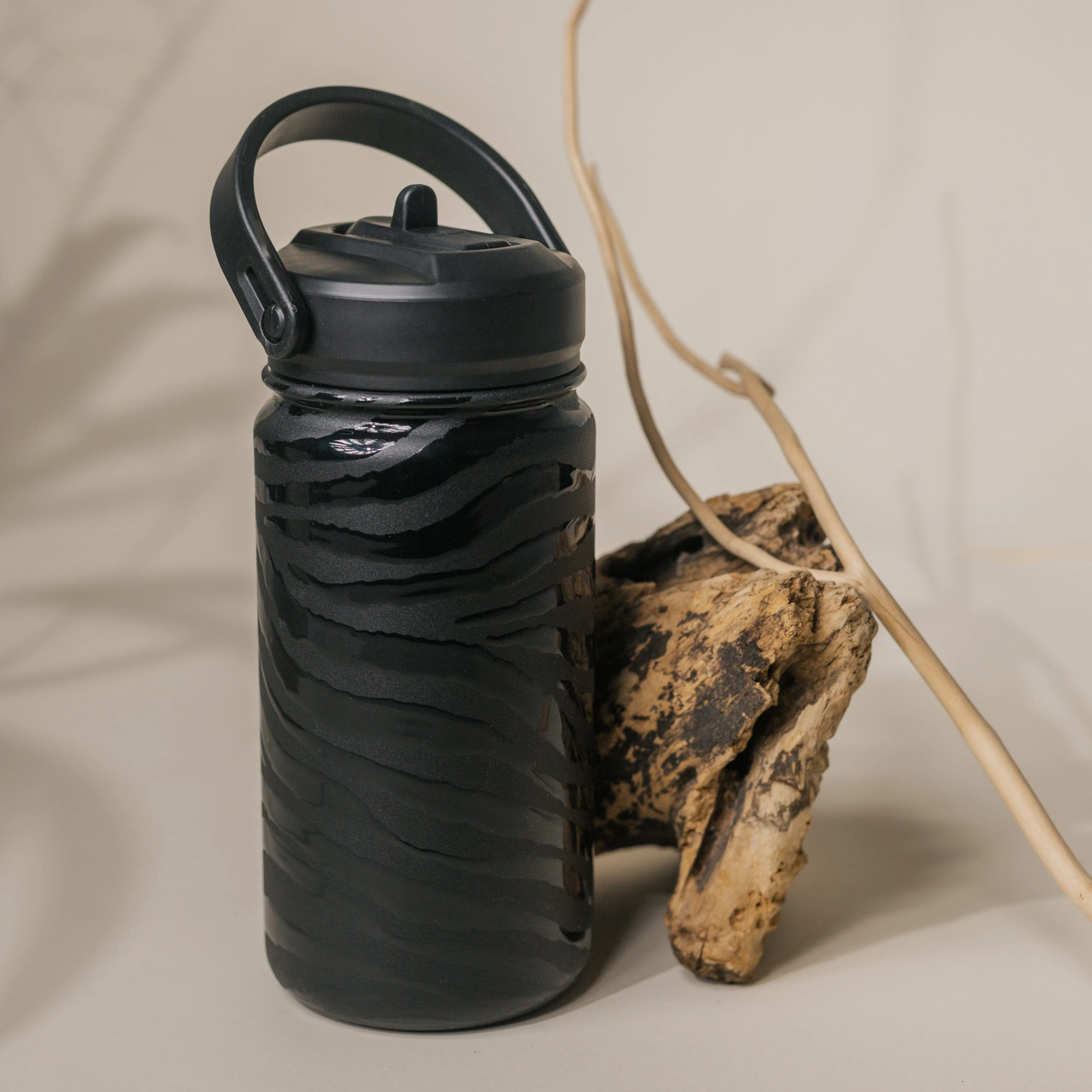 Lizzard Printed Flask 415Ml