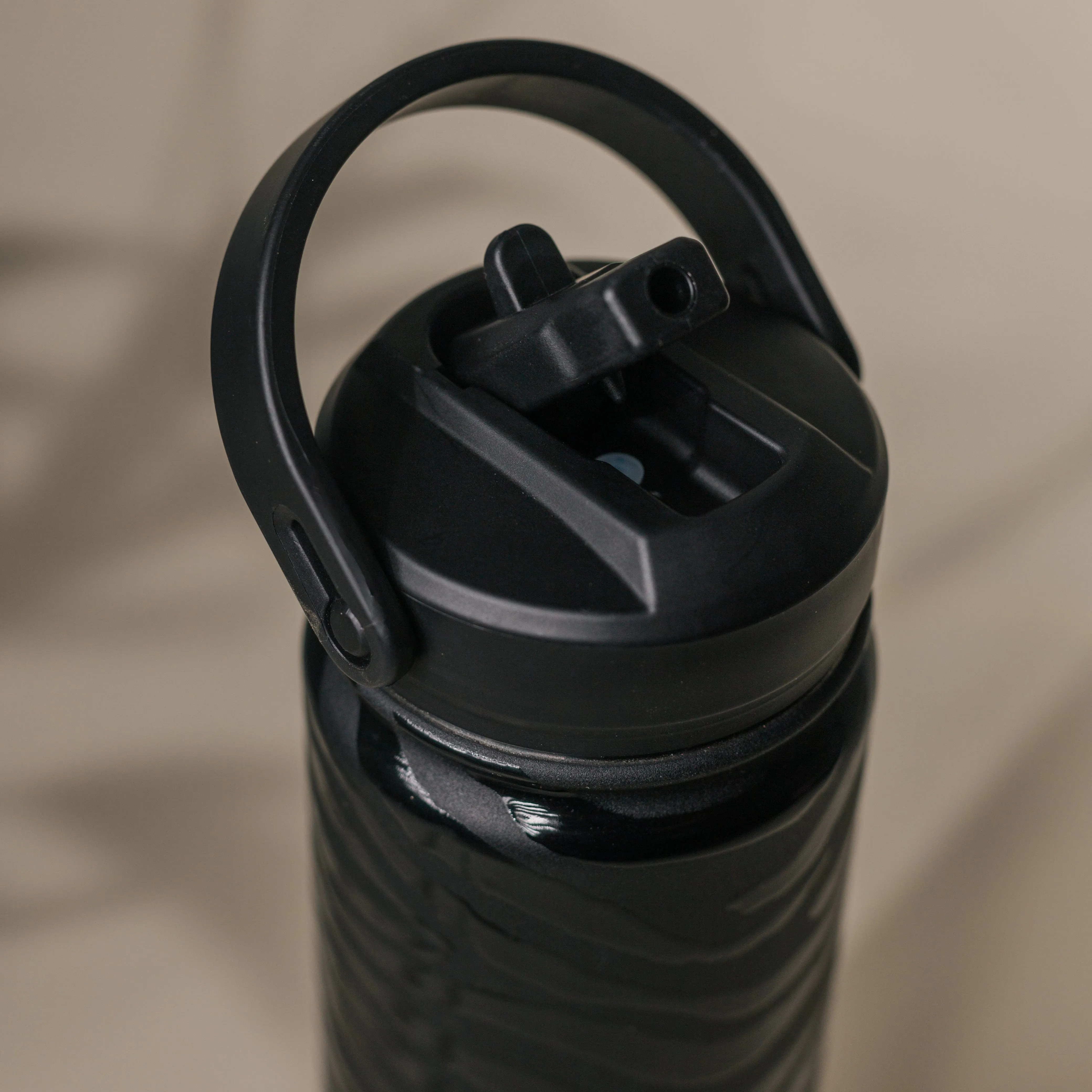 Lizzard Printed Flask 650Ml