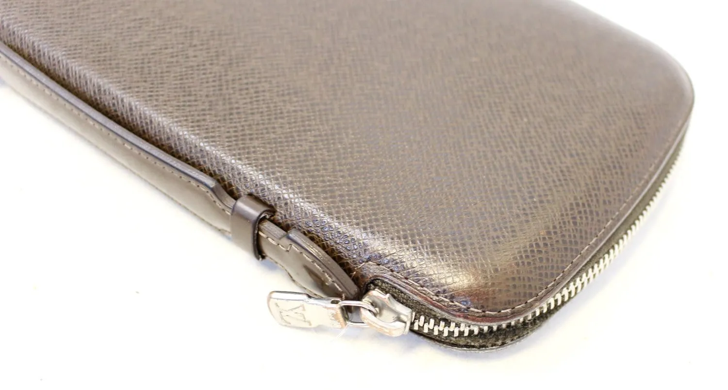 LOUIS VUITTON Atoll Organizer Taiga Wallet - Last Call