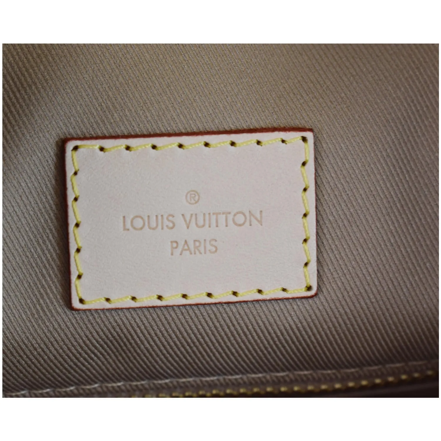 LOUIS VUITTON Graceful MM Monogram Canvas Shoulder Bag Brown