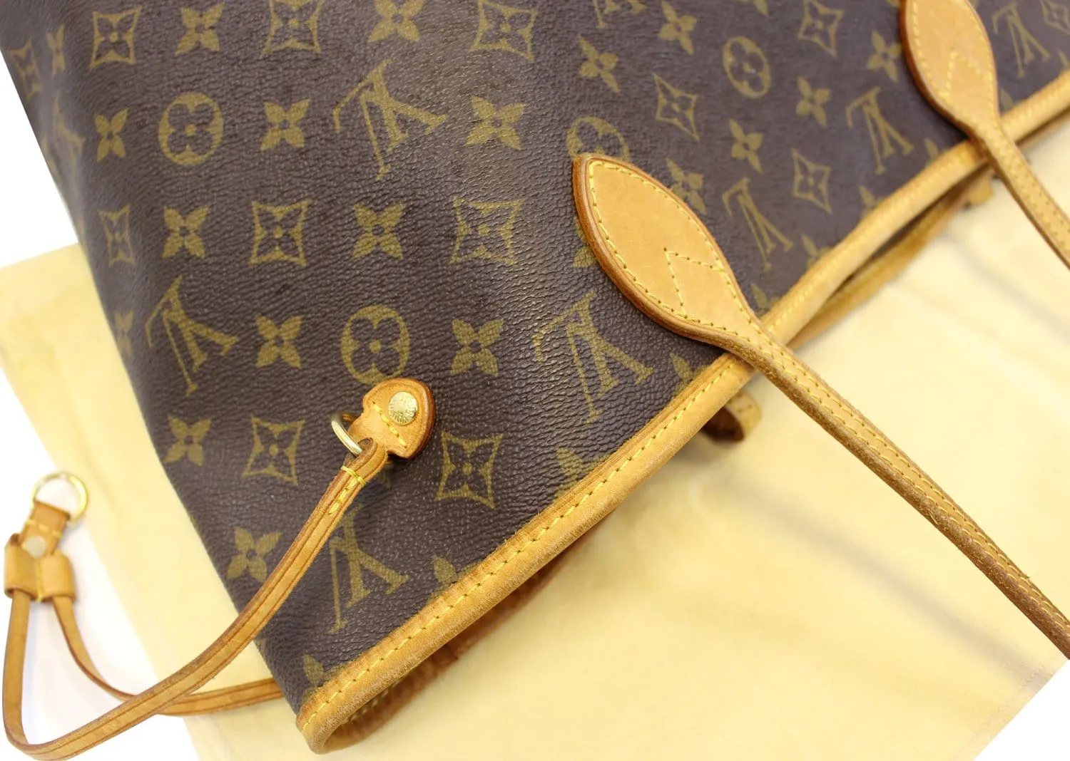 LOUIS VUITTON Monogram Canvas Neverfull MM Brown Tote Bag