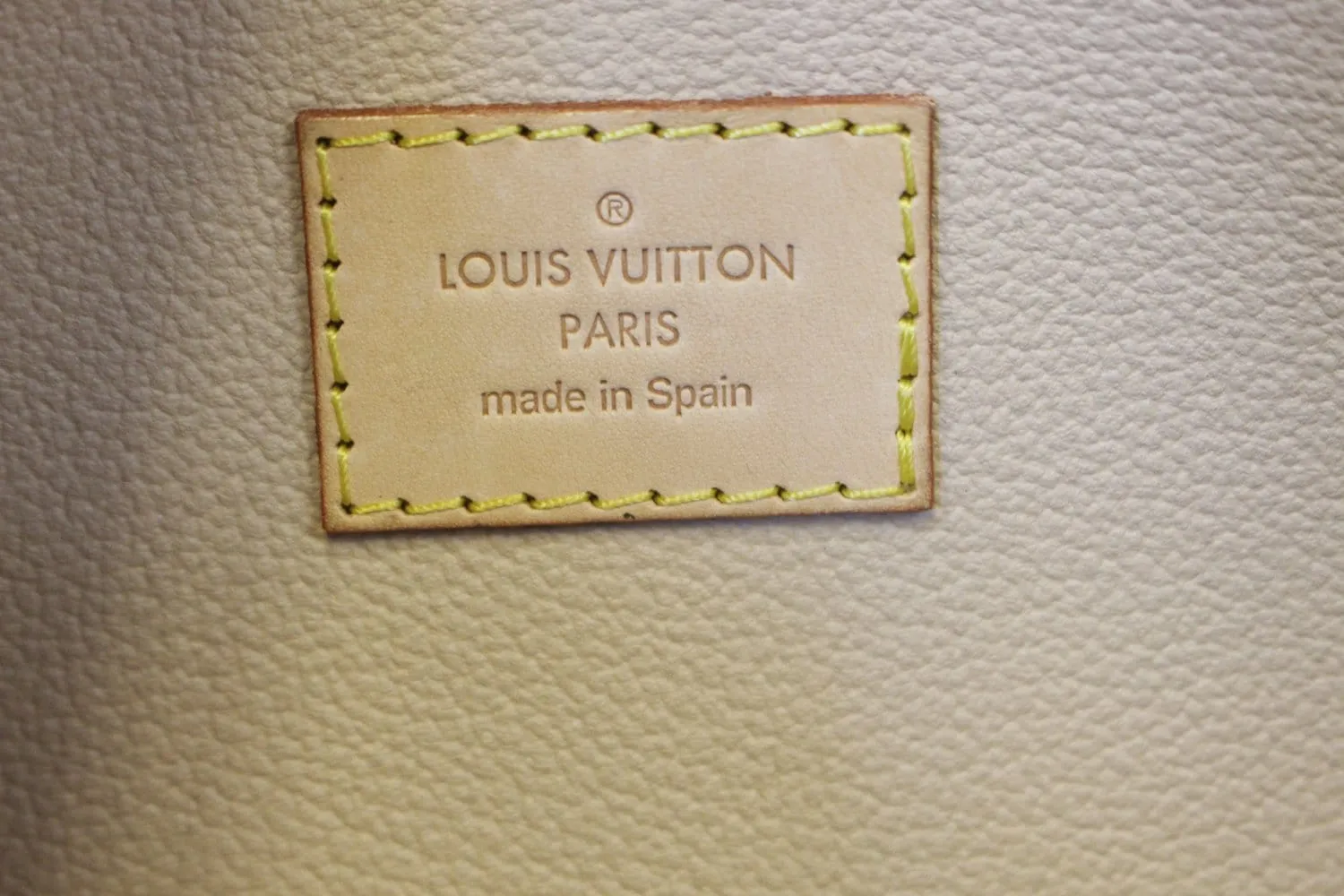 LOUIS VUITTON Monogram Canvas Pochette Cosmetic GM Pouch