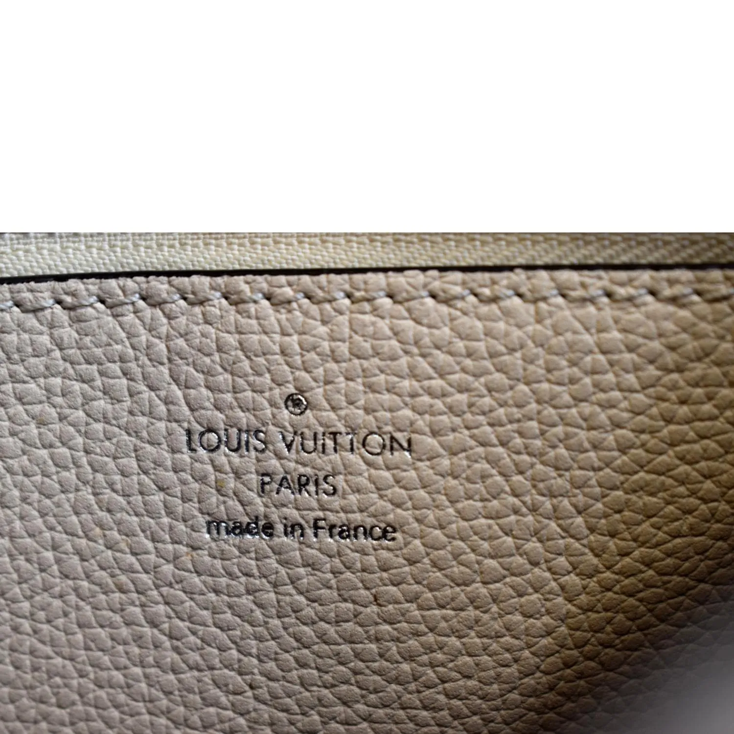 LOUIS VUITTON Muria Mahina Perforated Leather Shoulder Bag Cream