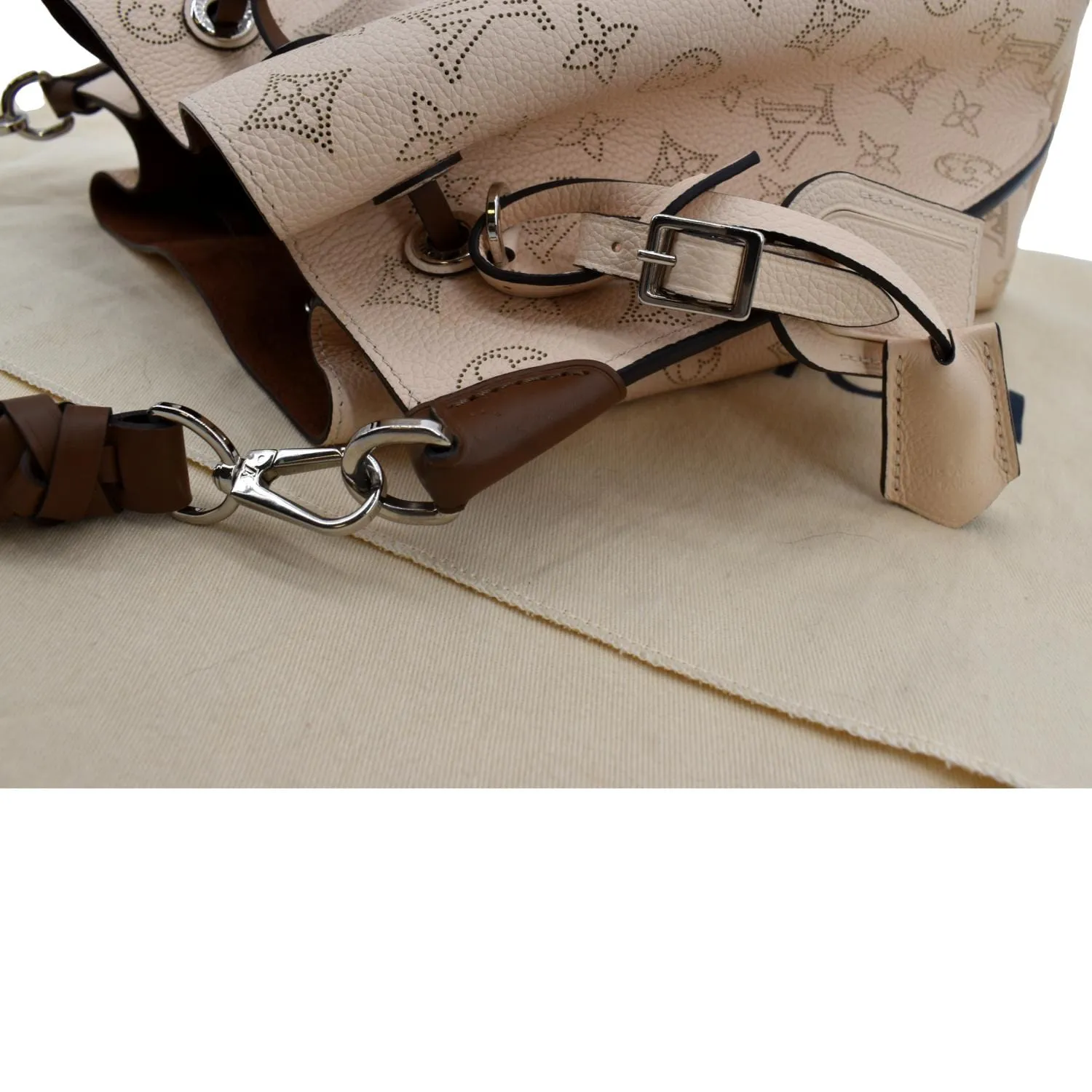 LOUIS VUITTON Muria Mahina Perforated Leather Shoulder Bag Cream