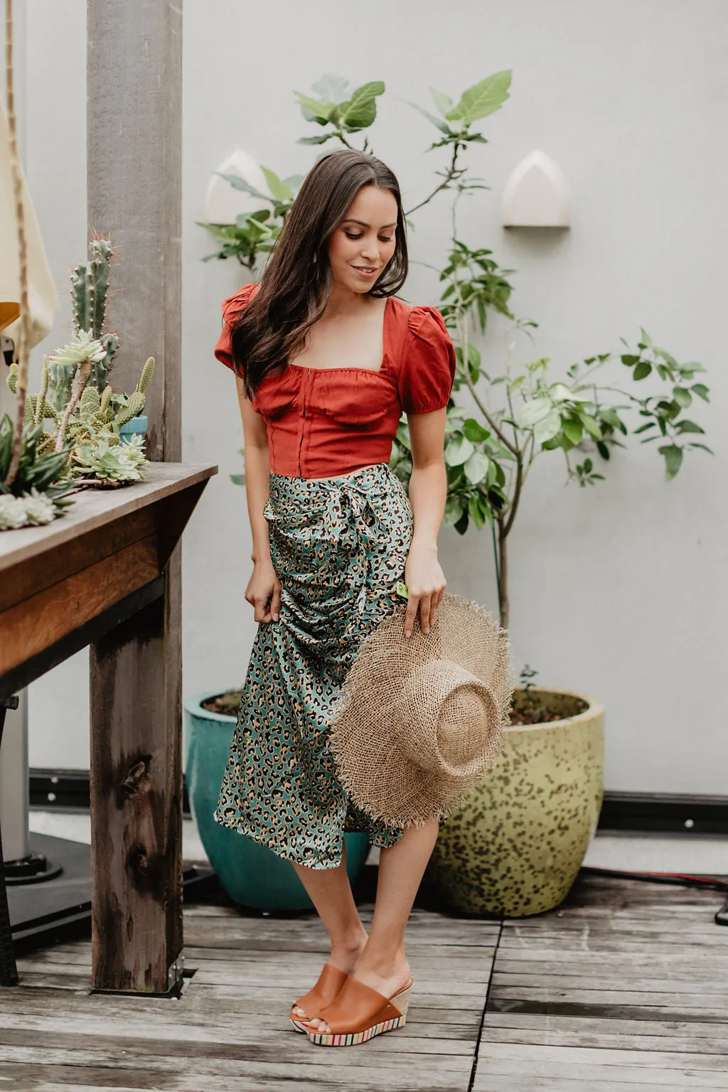 LUCY RUCHED SLIT SKIRT