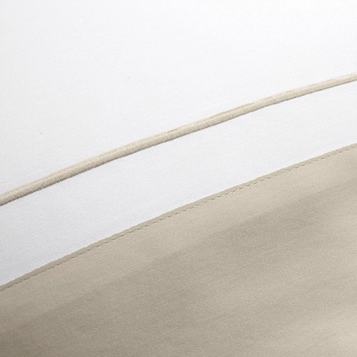 Lutece F/Q Flat Sheet by YD