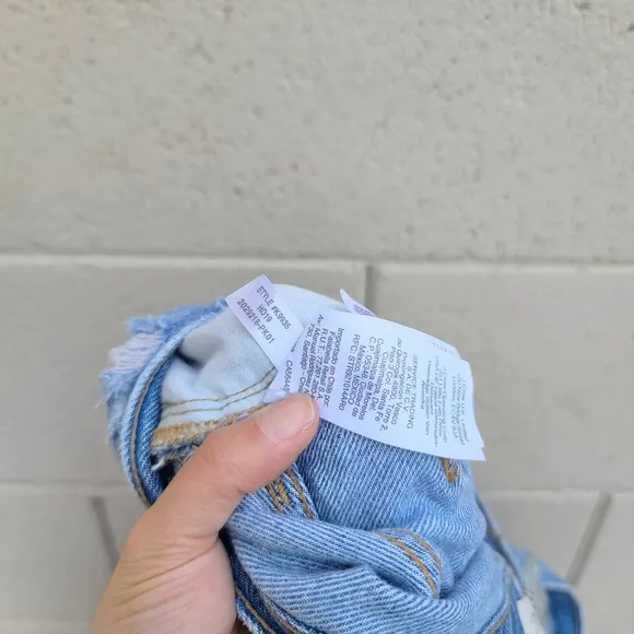Madewell | The Momjean in Melva Wash Size 32 Style K9935