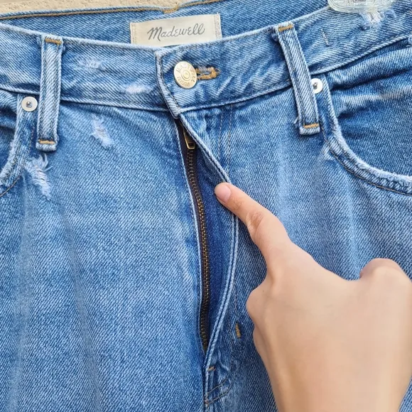 Madewell | The Momjean in Melva Wash Size 32 Style K9935
